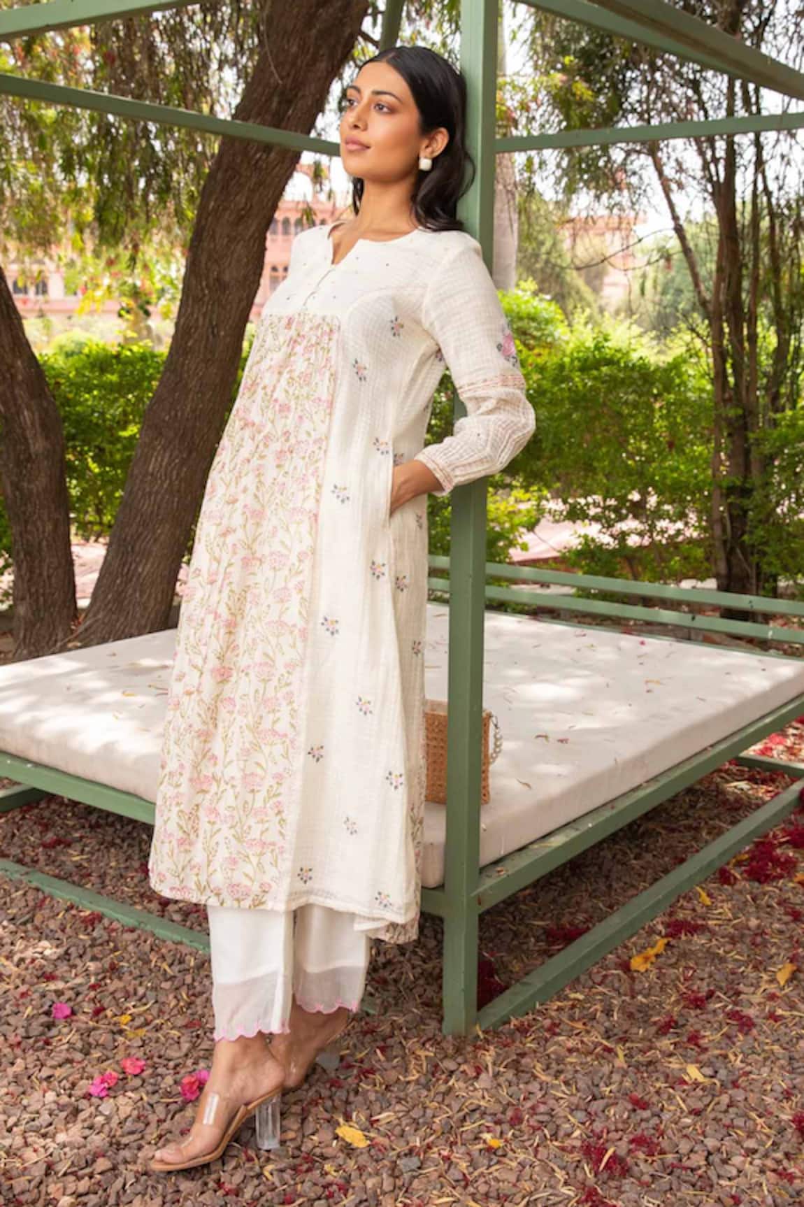 Amoree by Shikha Chaudhry Floral Patterm Kurta With Pant