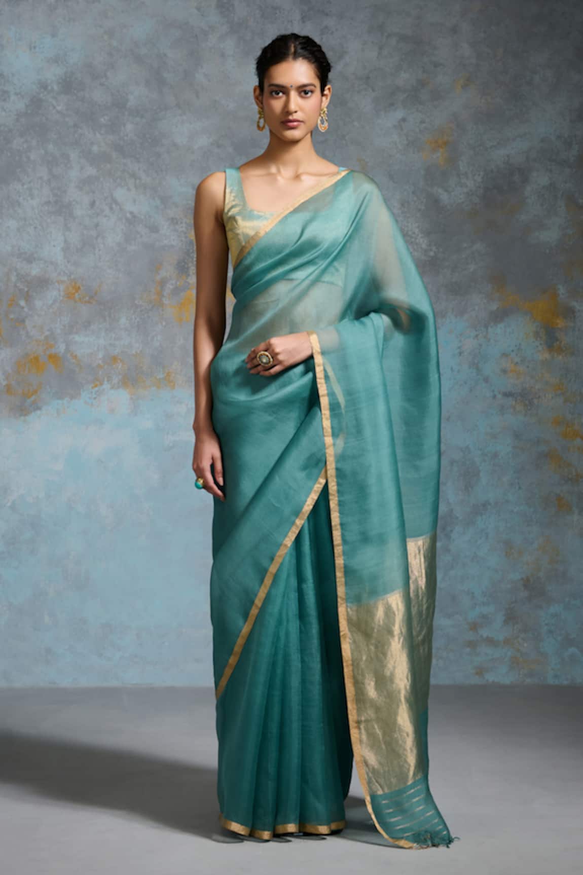 Dressfolk Sukanya Handwoven Saree With Unstitched Blouse Piece 