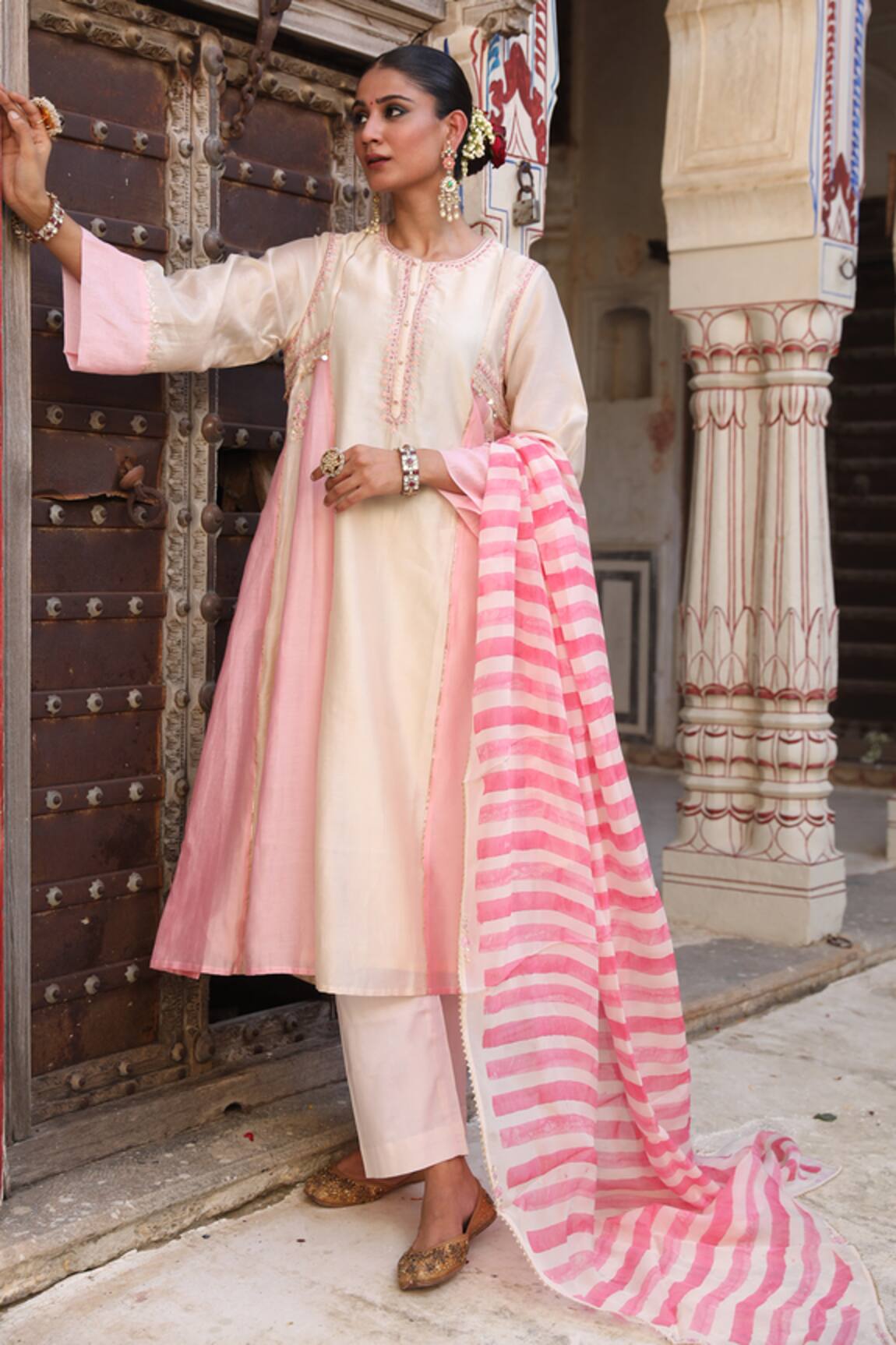 Amoree india Mishthi Gathered Kurta Set 