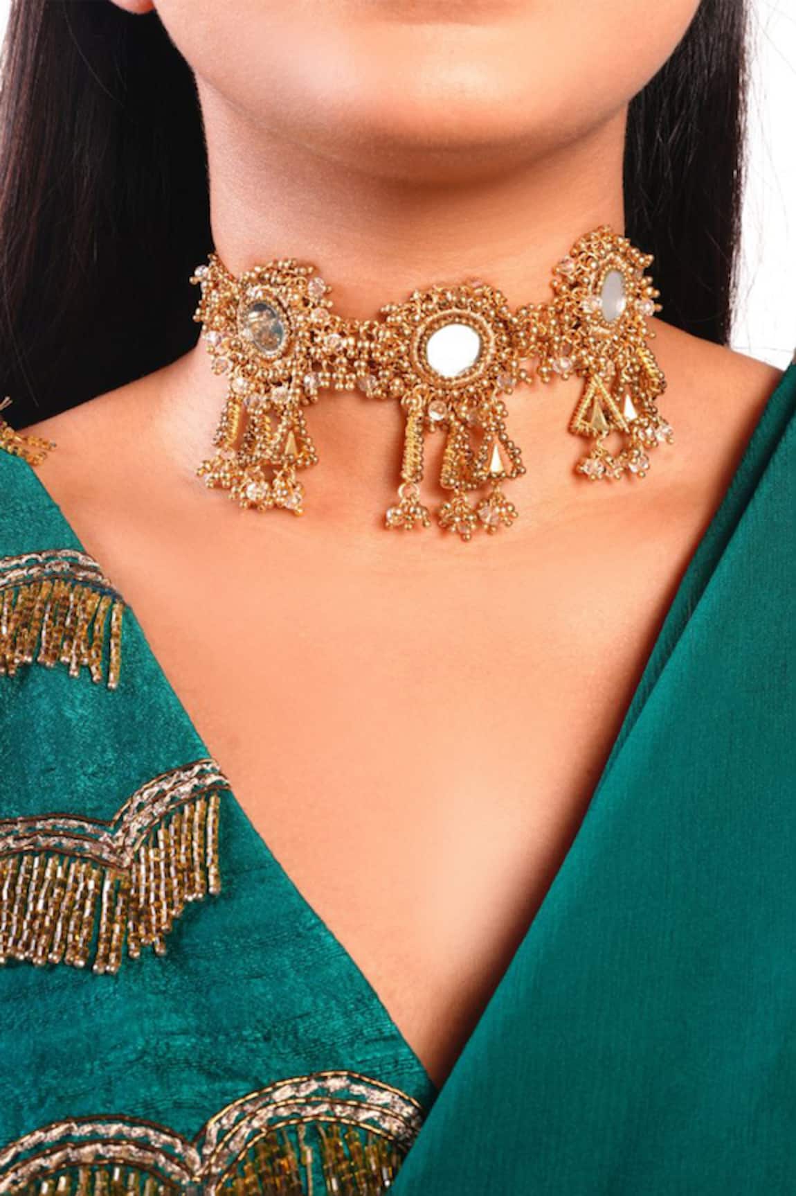 Vaidaan Prakriti Embellished Choker 