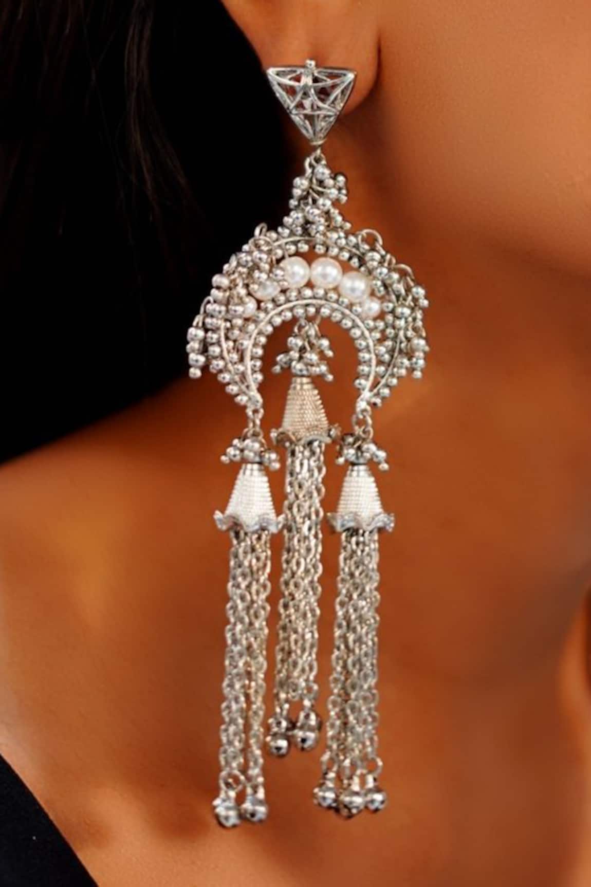 Vaidaan Silsaar Embellished Earrings 