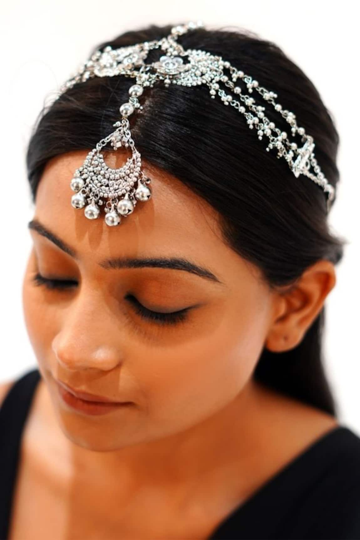 Vaidaan Nitya Embellished Mathapatti 