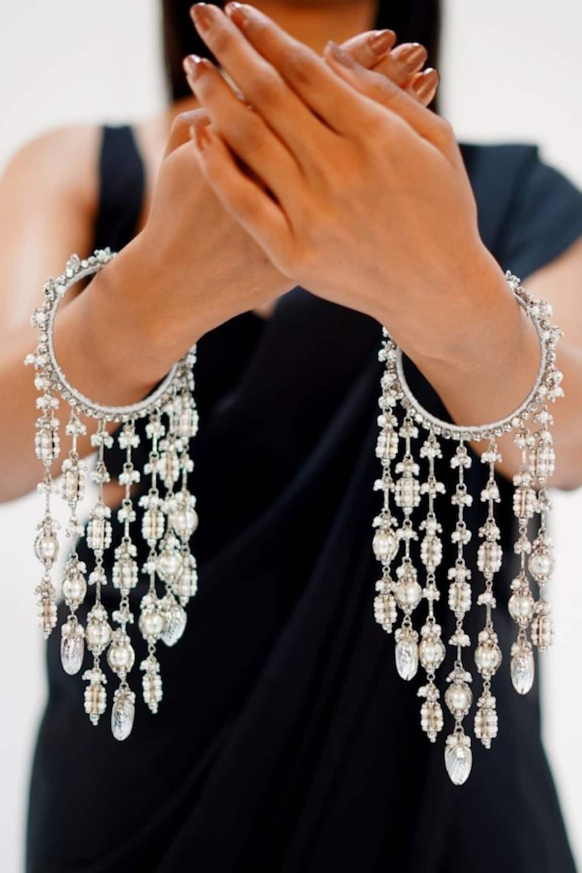 Vaidaan Chandrika Embellished Kaleera  