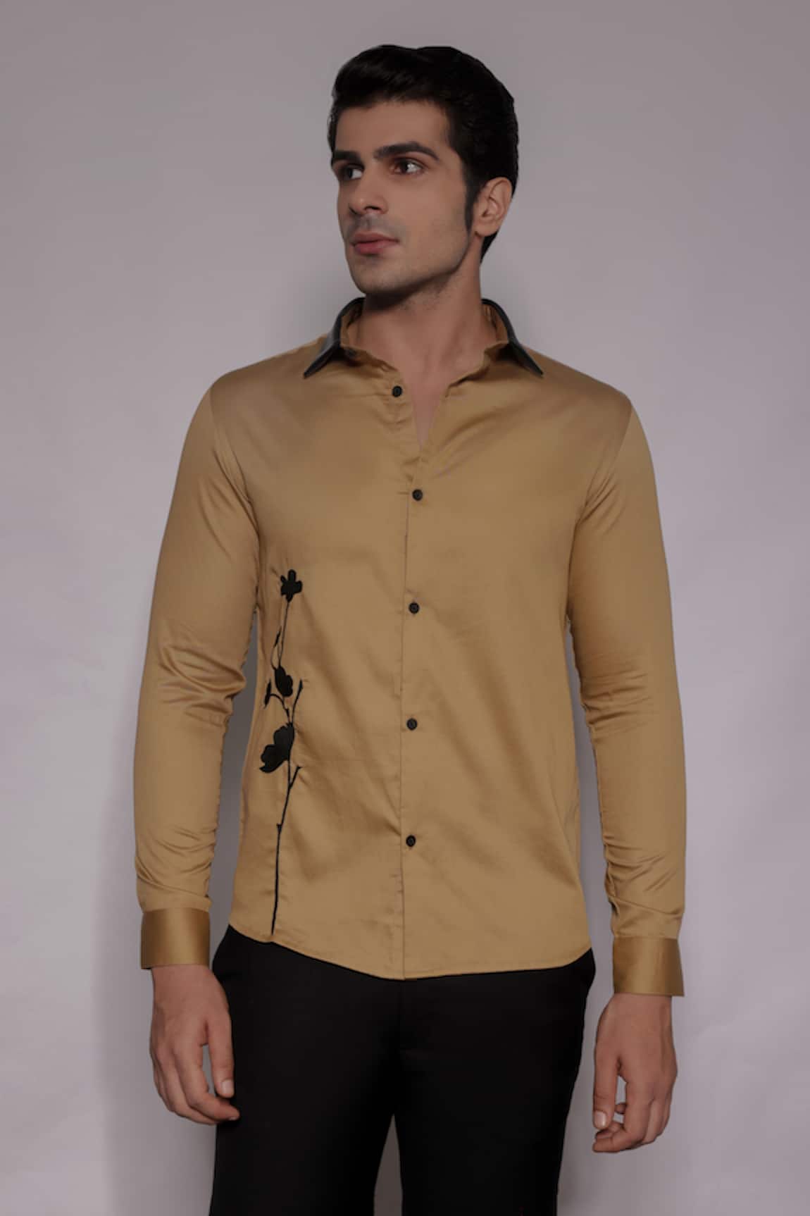 Lacquer Embassy Belvoir Floral Placement Embroidered Shirt 