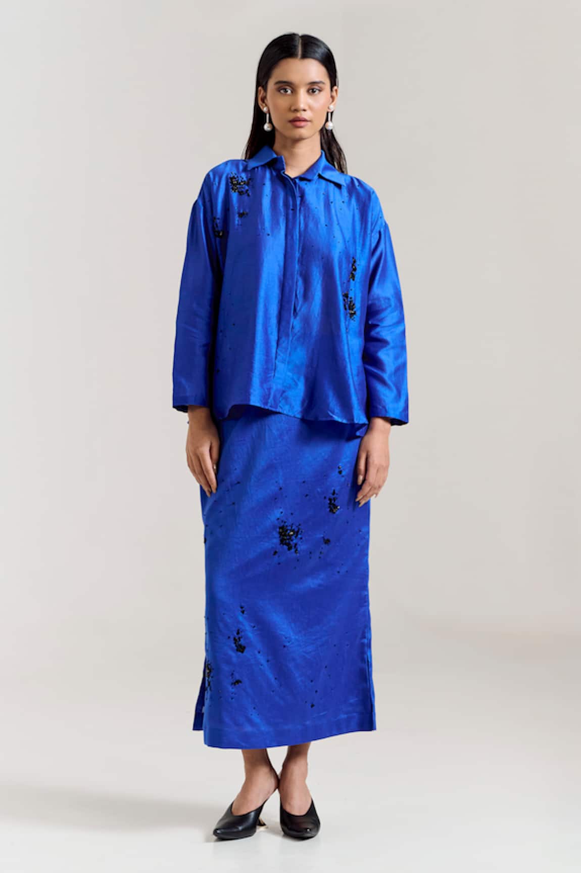 Notsosure Scatter Embroidered Shirt With Skirt