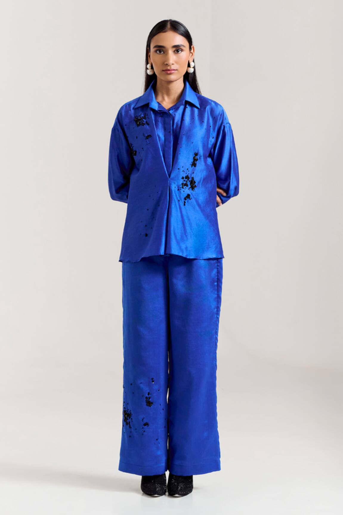 Notsosure Scatter Embroidered Shirt With Pant