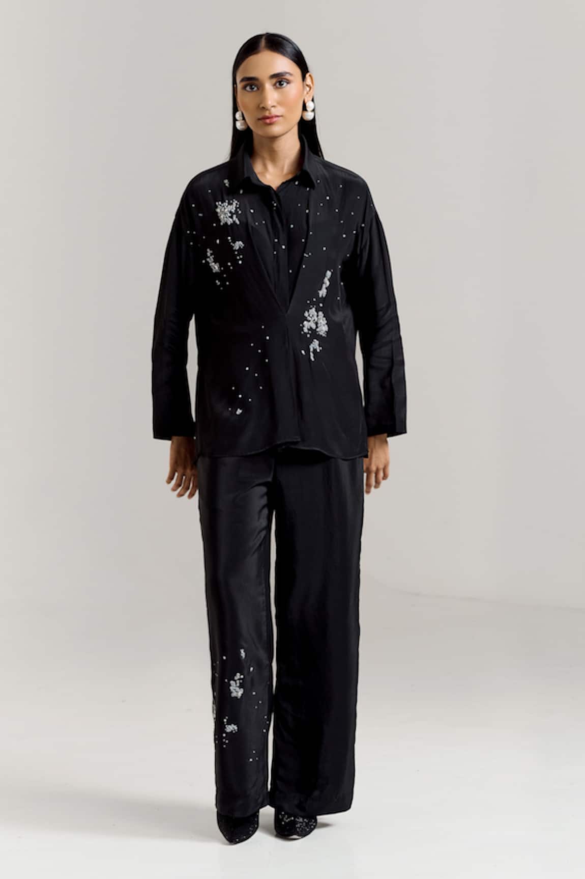 Notsosure Scatter Embroidered Shirt With Pant
