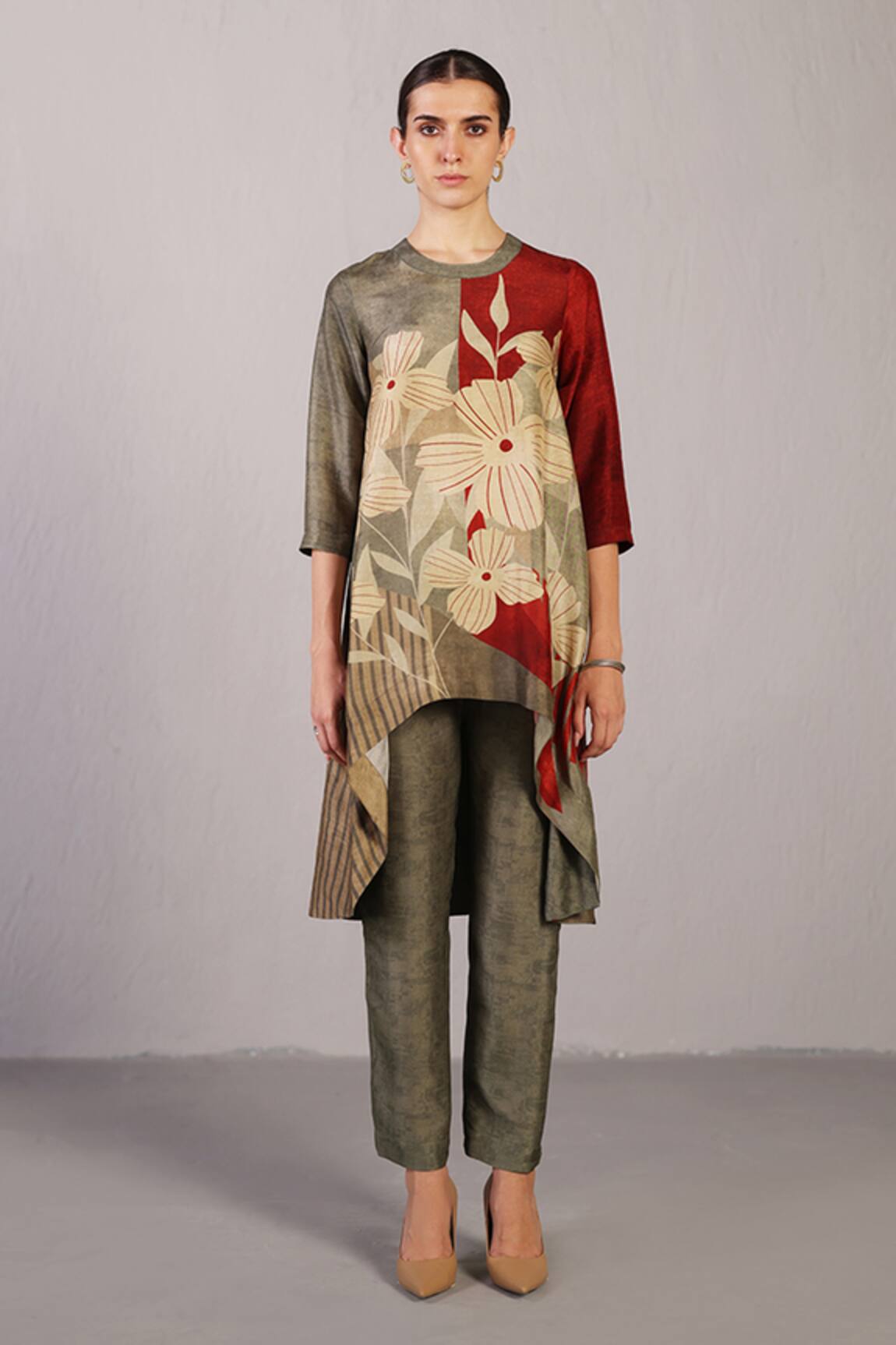 Clos Botanica Pattern Kurta With Pant 