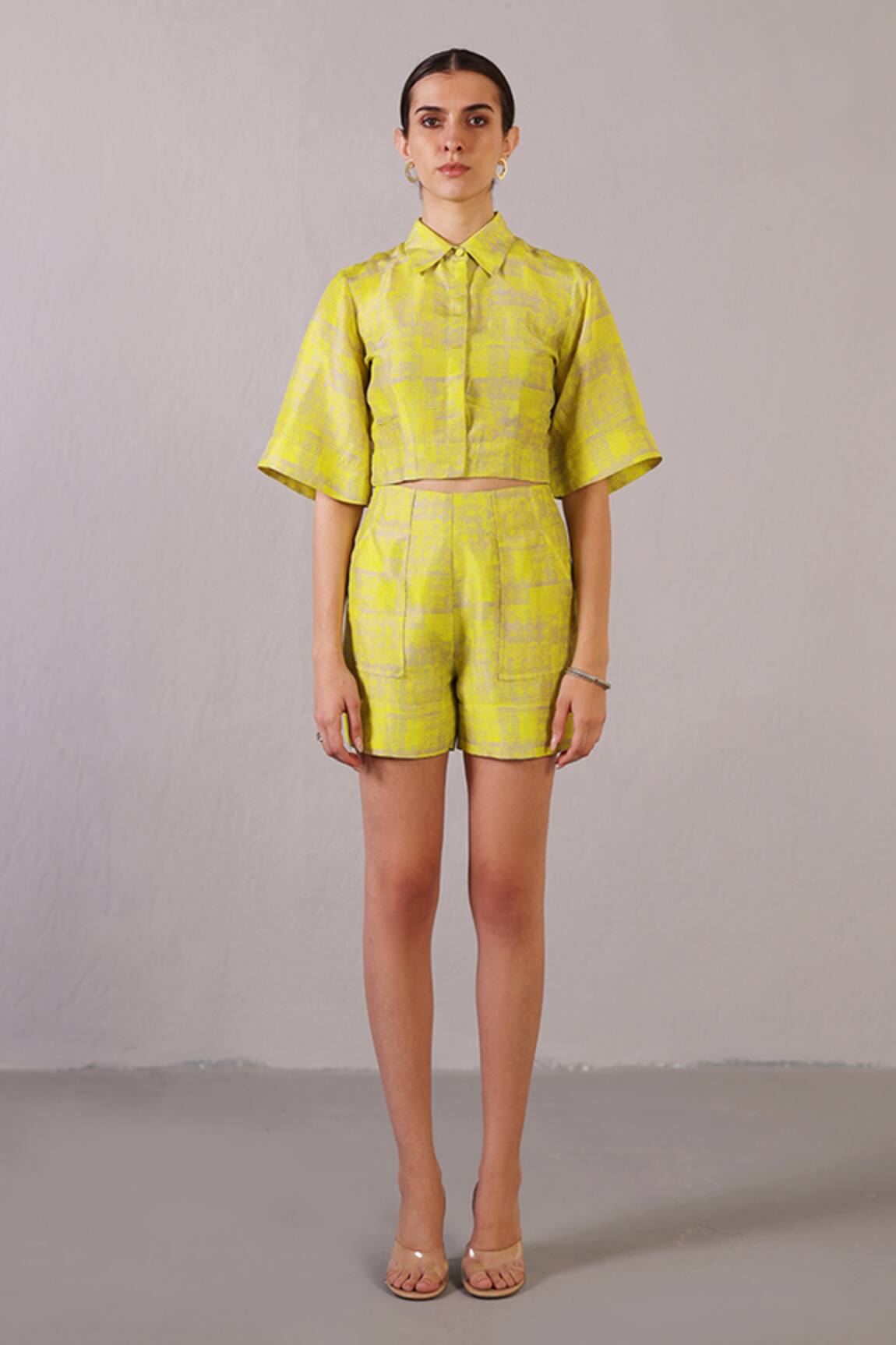 Clos Matrix Pattern Shirt With Shorts 