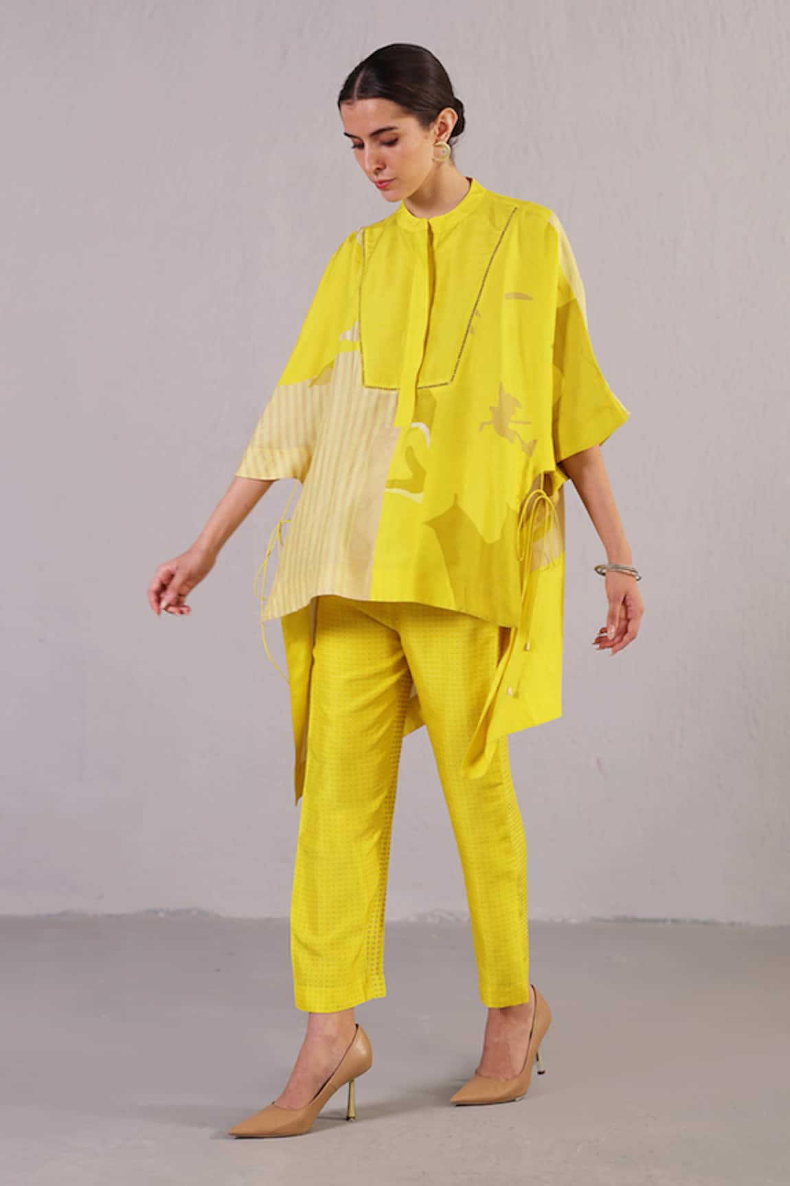 Clos Stria Pattern Kaftan With Pant 