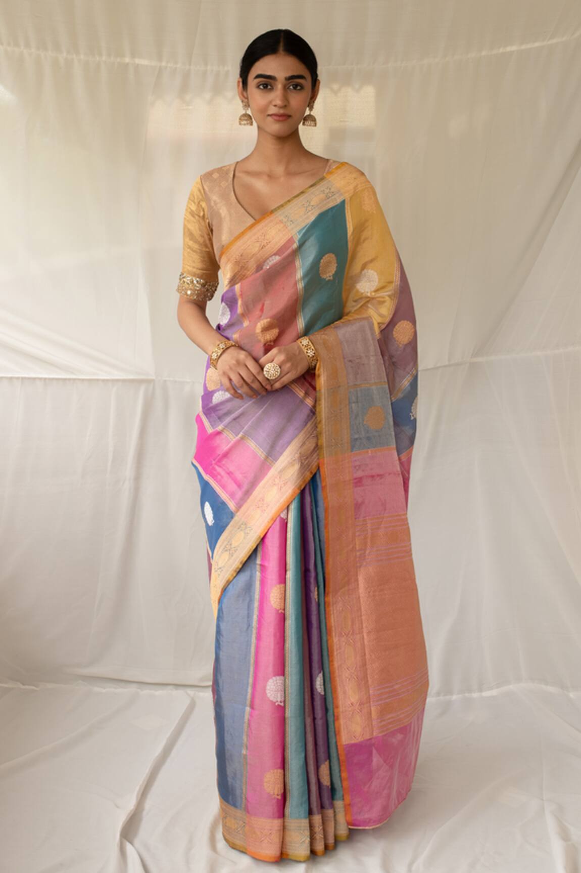 Priyanka Raajiv Sumukhi Woven Saree With Running Blouse 