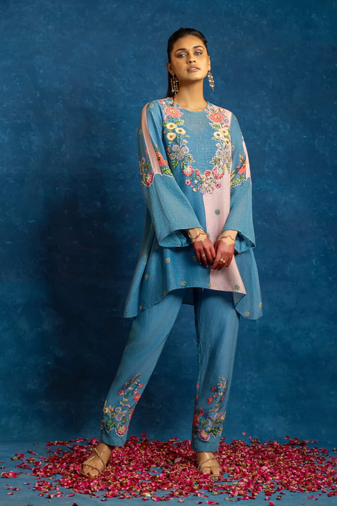 Soup By Sougat Paul Rangtara Applique Kurta & Printed Pant Set 