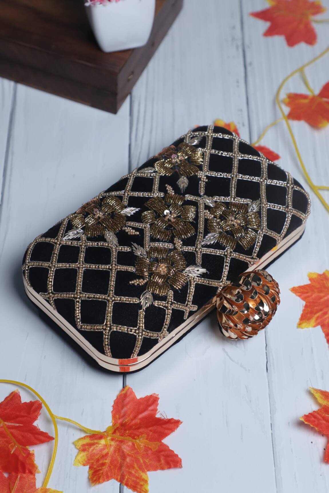 Nazaakat By Samara Singh Embroidered Floral & Grid Pattern Clutch 