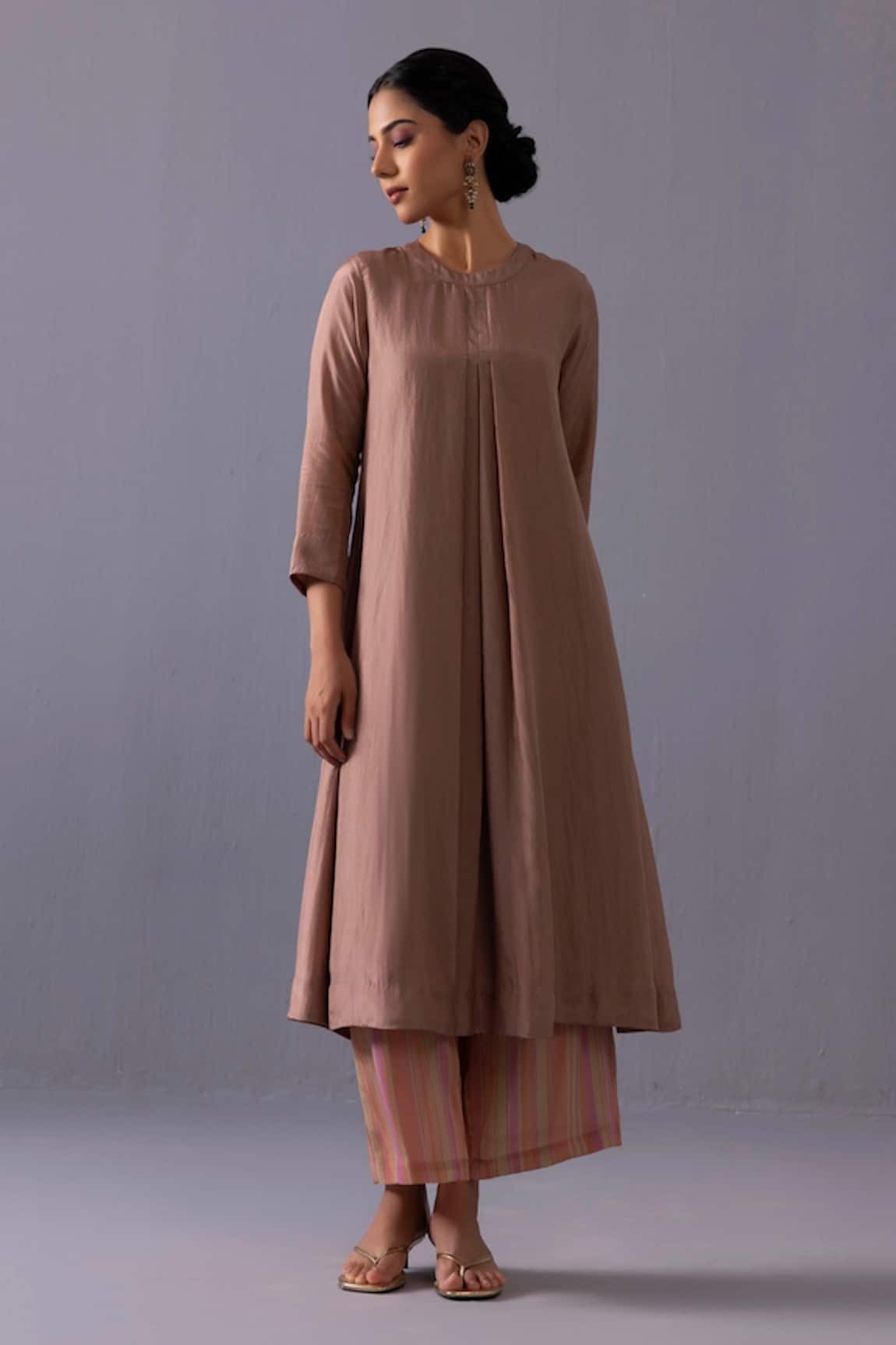 Label Shreya Sharma Maya Pintuck Straight Kurta With Pant