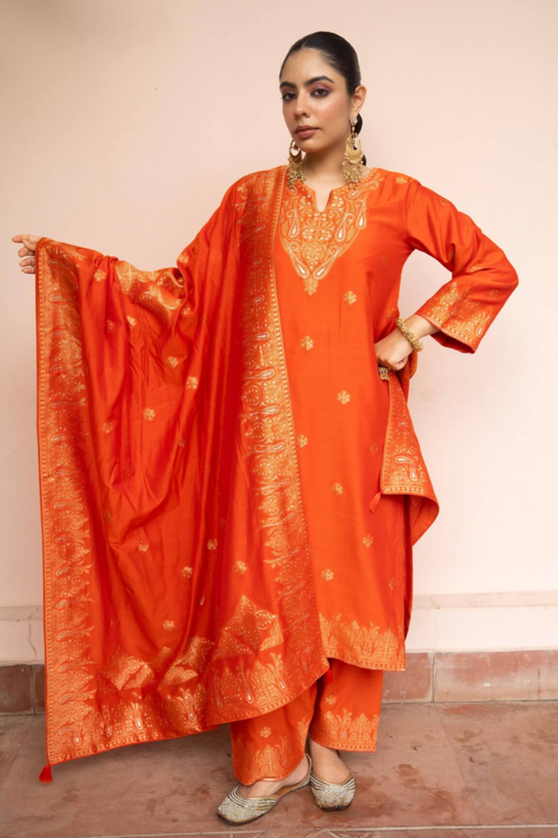 Safaa Mehfil E Rang Phiran Kurta Set 