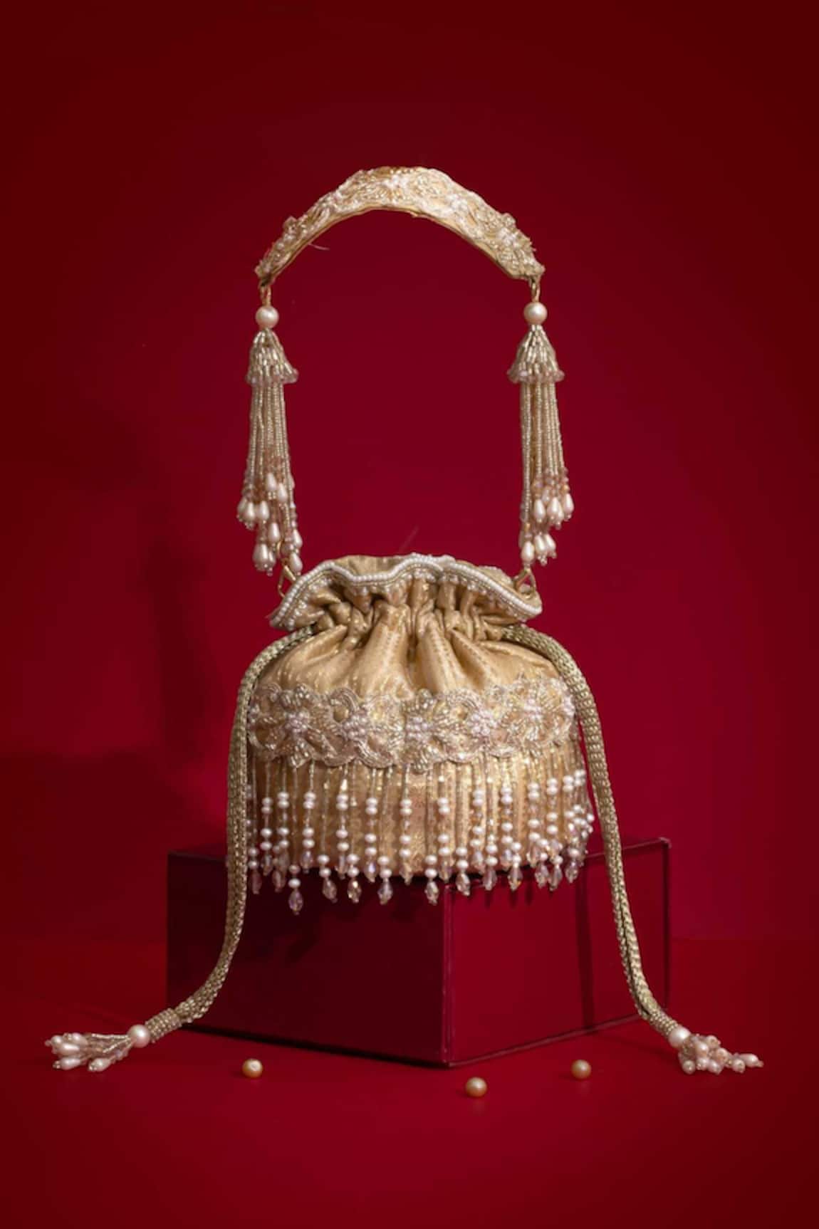 Amyra Vivaah Embellished Mini Potli - Beige 