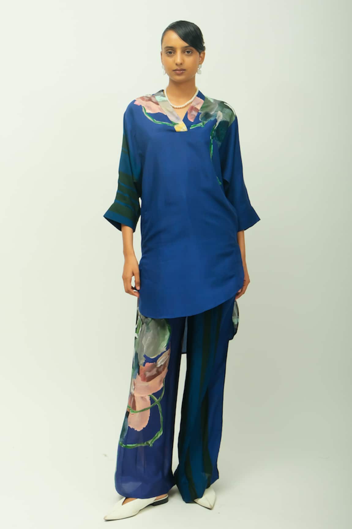 OFRIDA Midnight Psy Kurta & Pant Set 