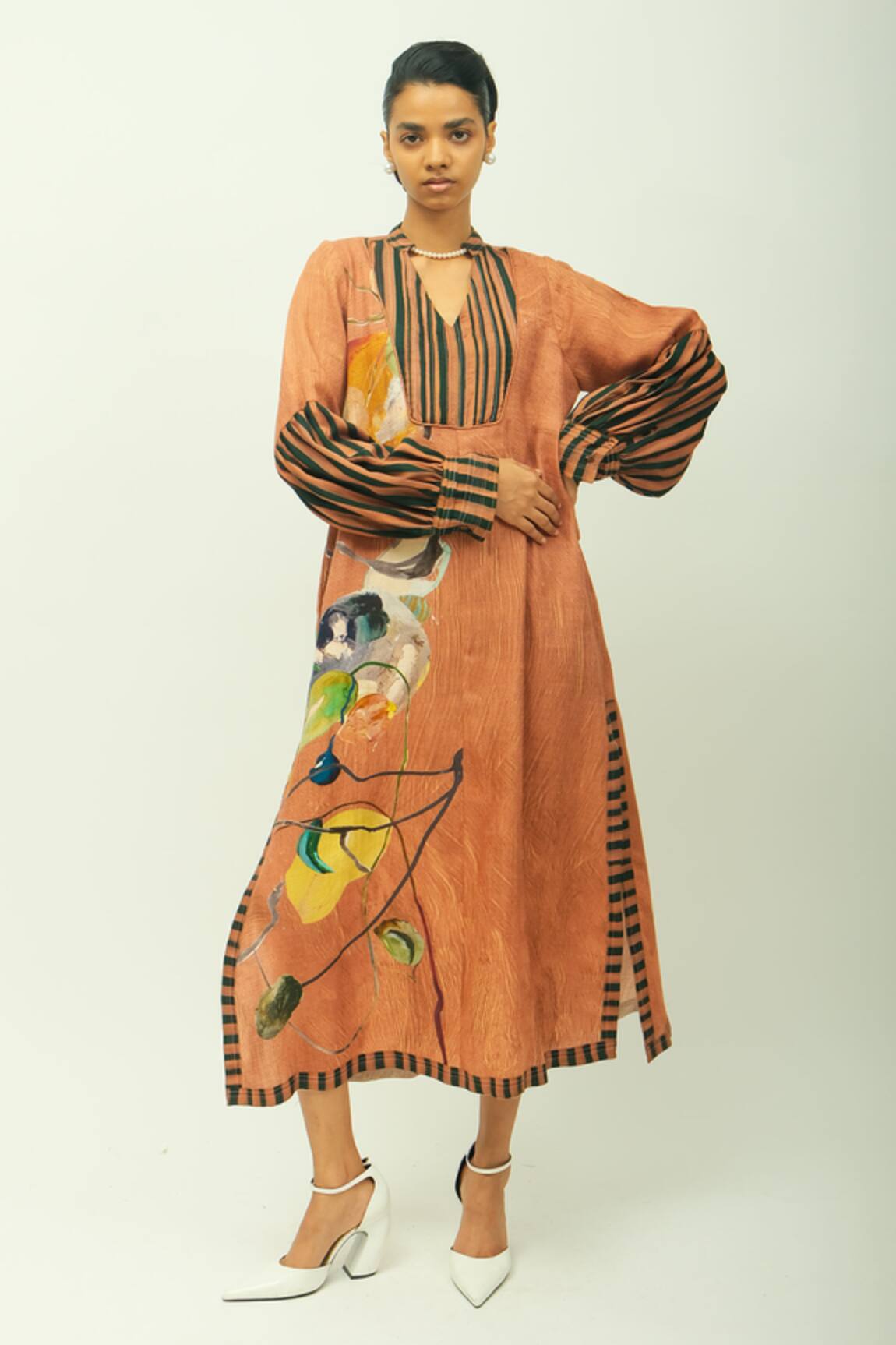 OFRIDA Mira Hand Painted Print Kurta 