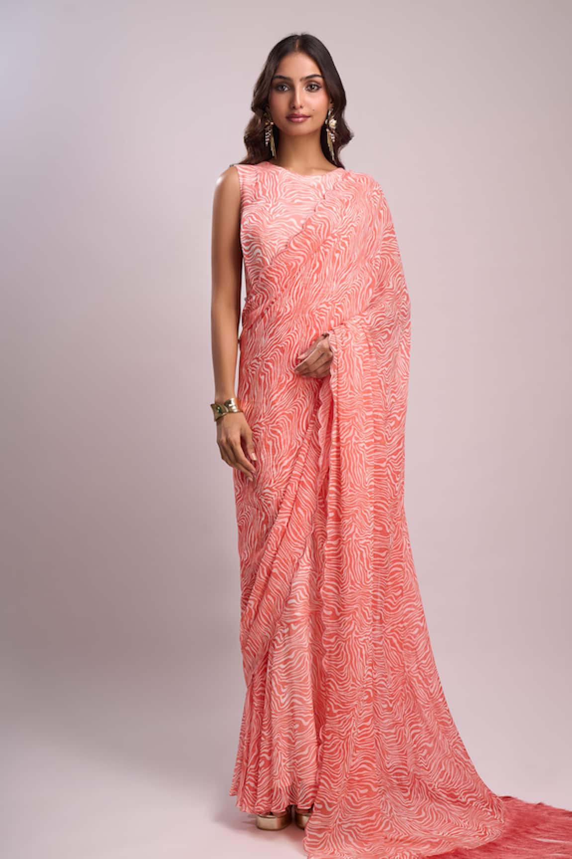 Aza X Shilpa Shetty Kundra Animal Swirl Print Saree Gown With Detachable Drape 