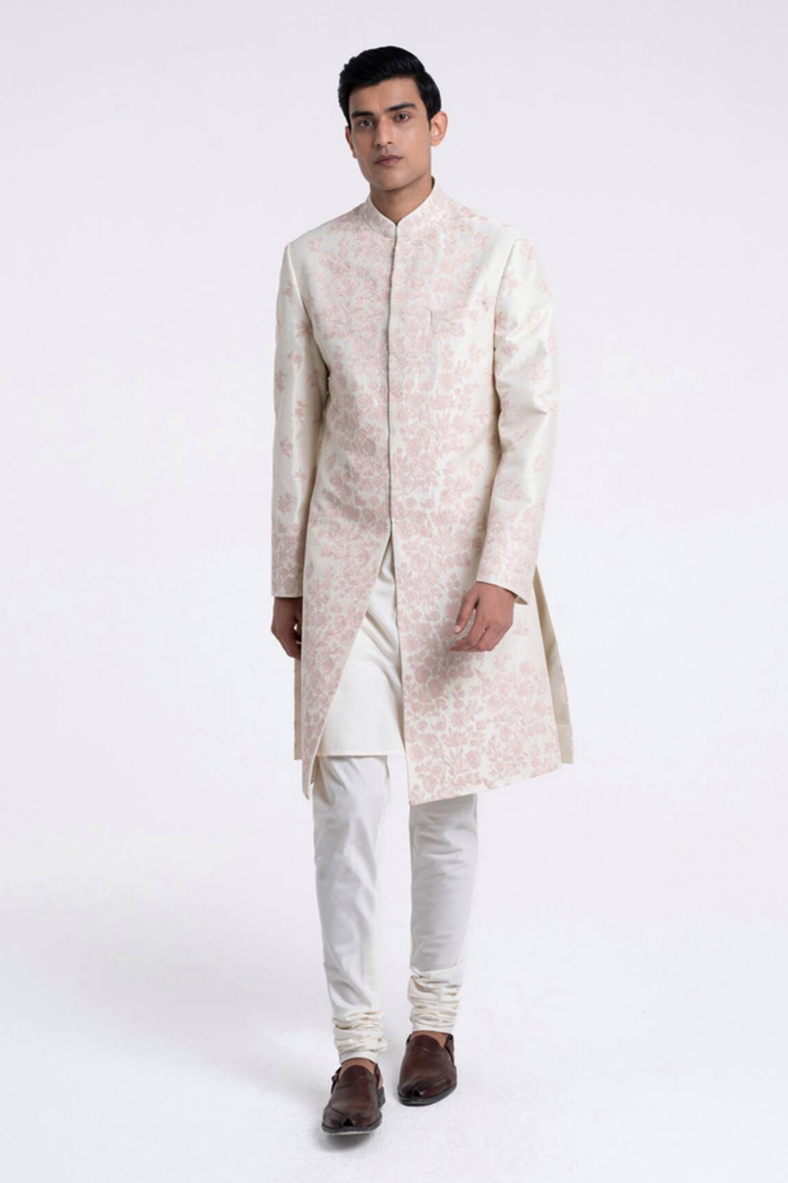 Dhruv Vaish Embroidered Sherwani Set 