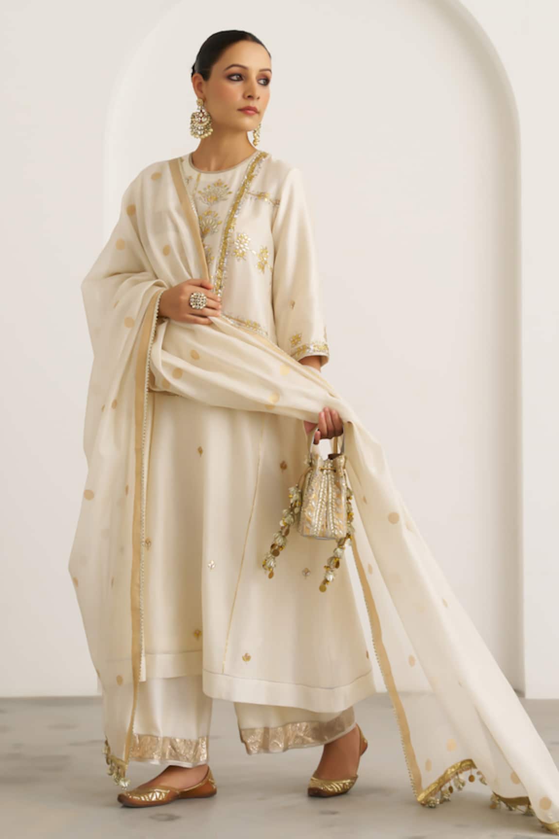 Vaaya The Sona Sikka Booti Silk Chanderi Dupatta