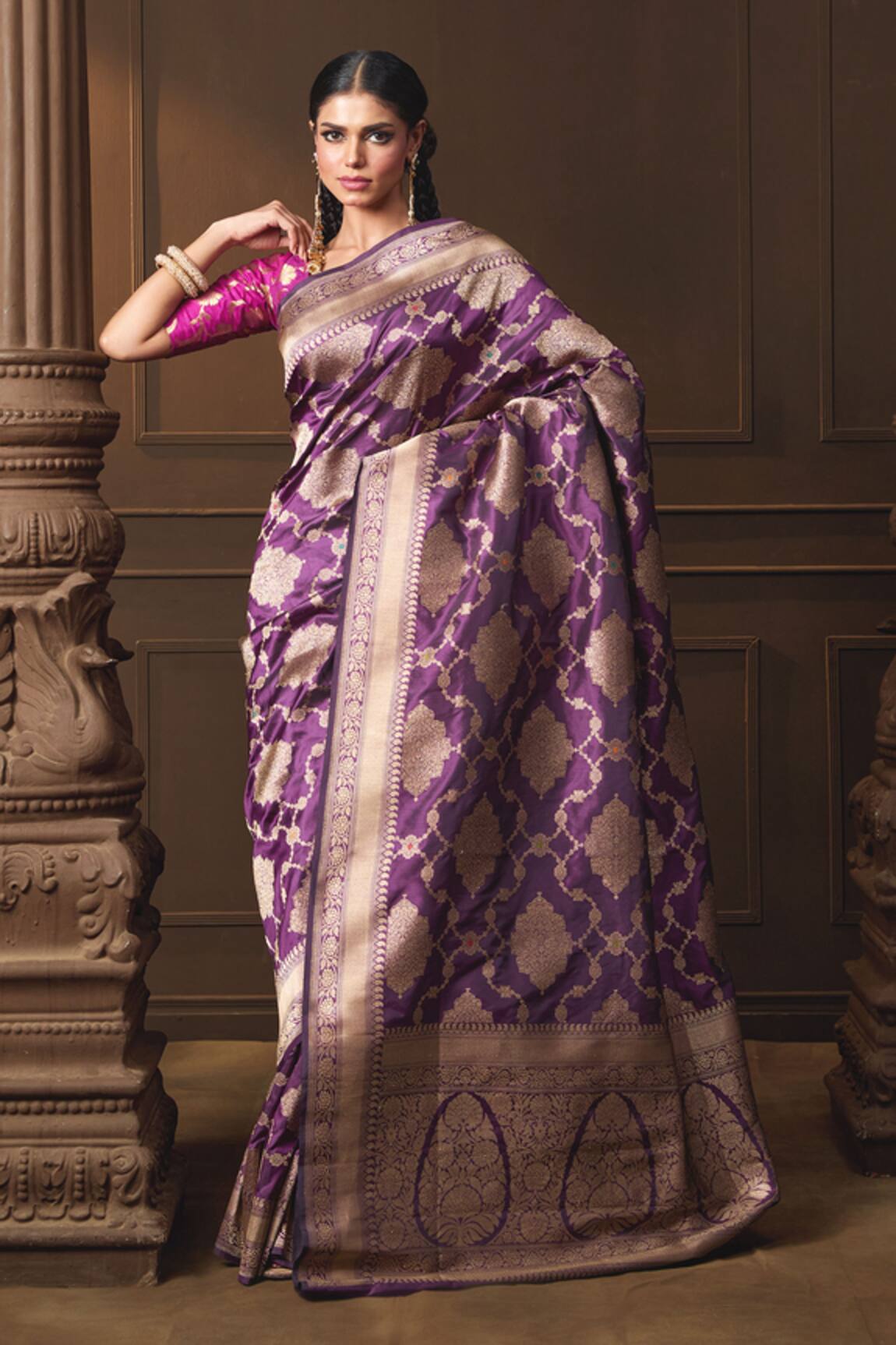 Vishwa By Pinki Sinha Floral Woven Saree With Running Blouse Piece 