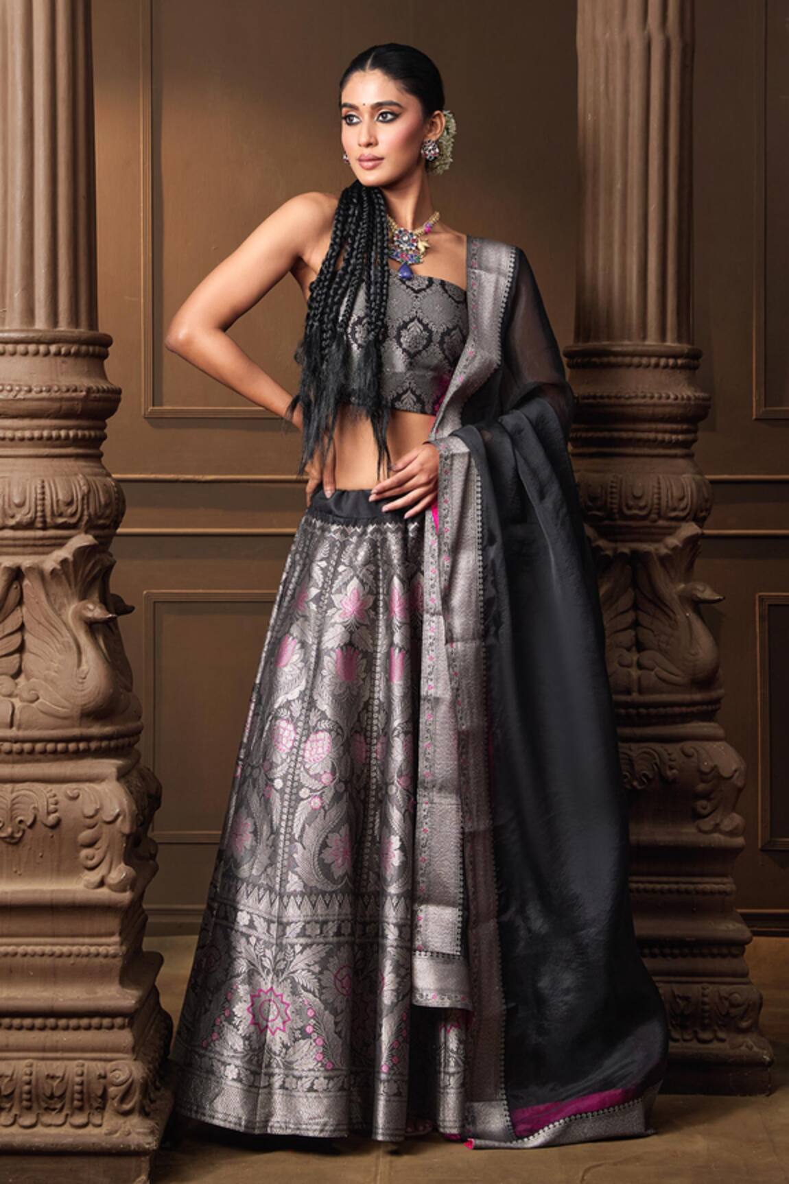 Vishwa By Pinki Sinha Woven Lehenga Set With Unstitched Blouse Piece 