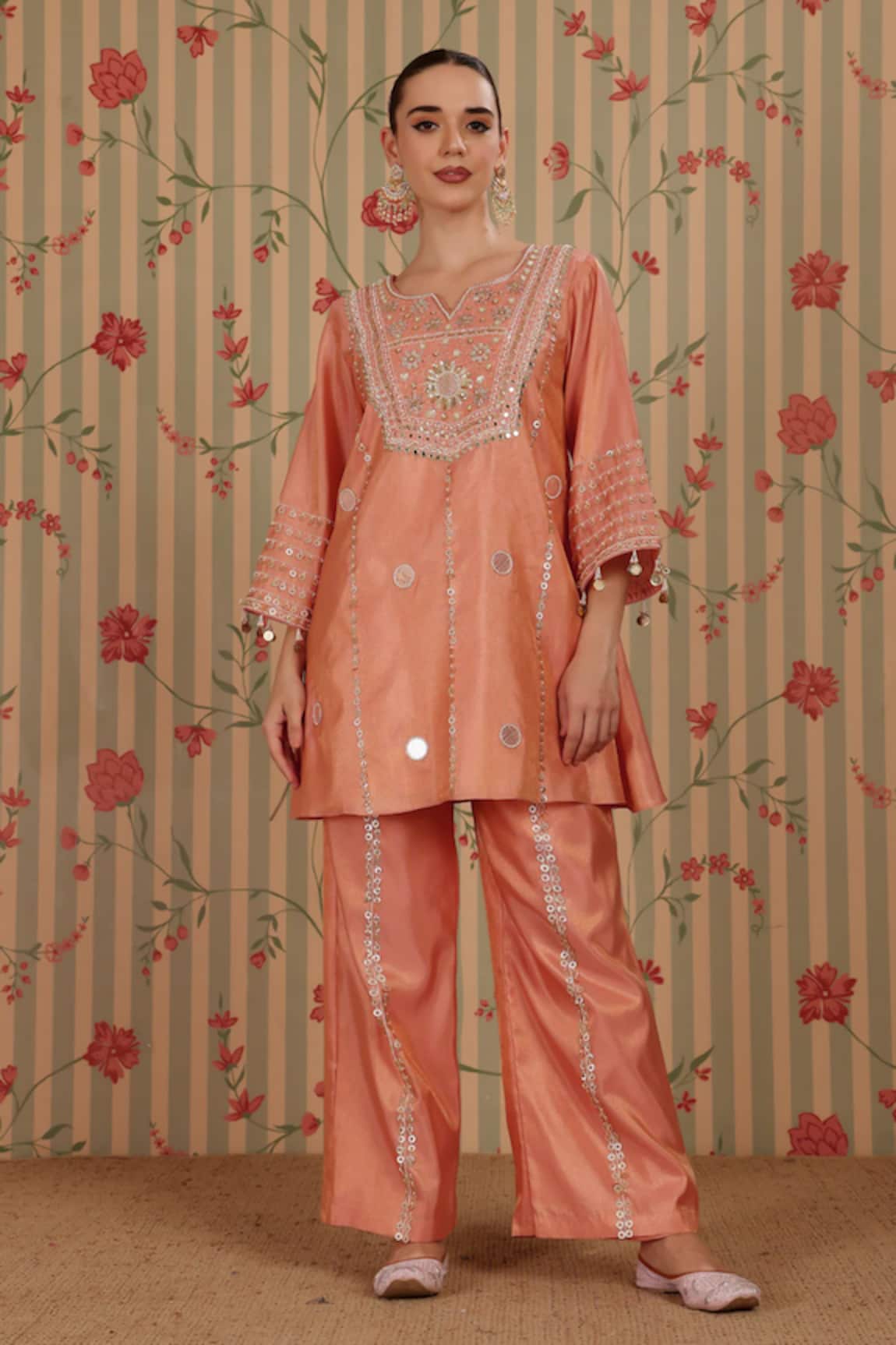 Nitisha Kashyap Official Tassel Sleeve Kurta With Pant 