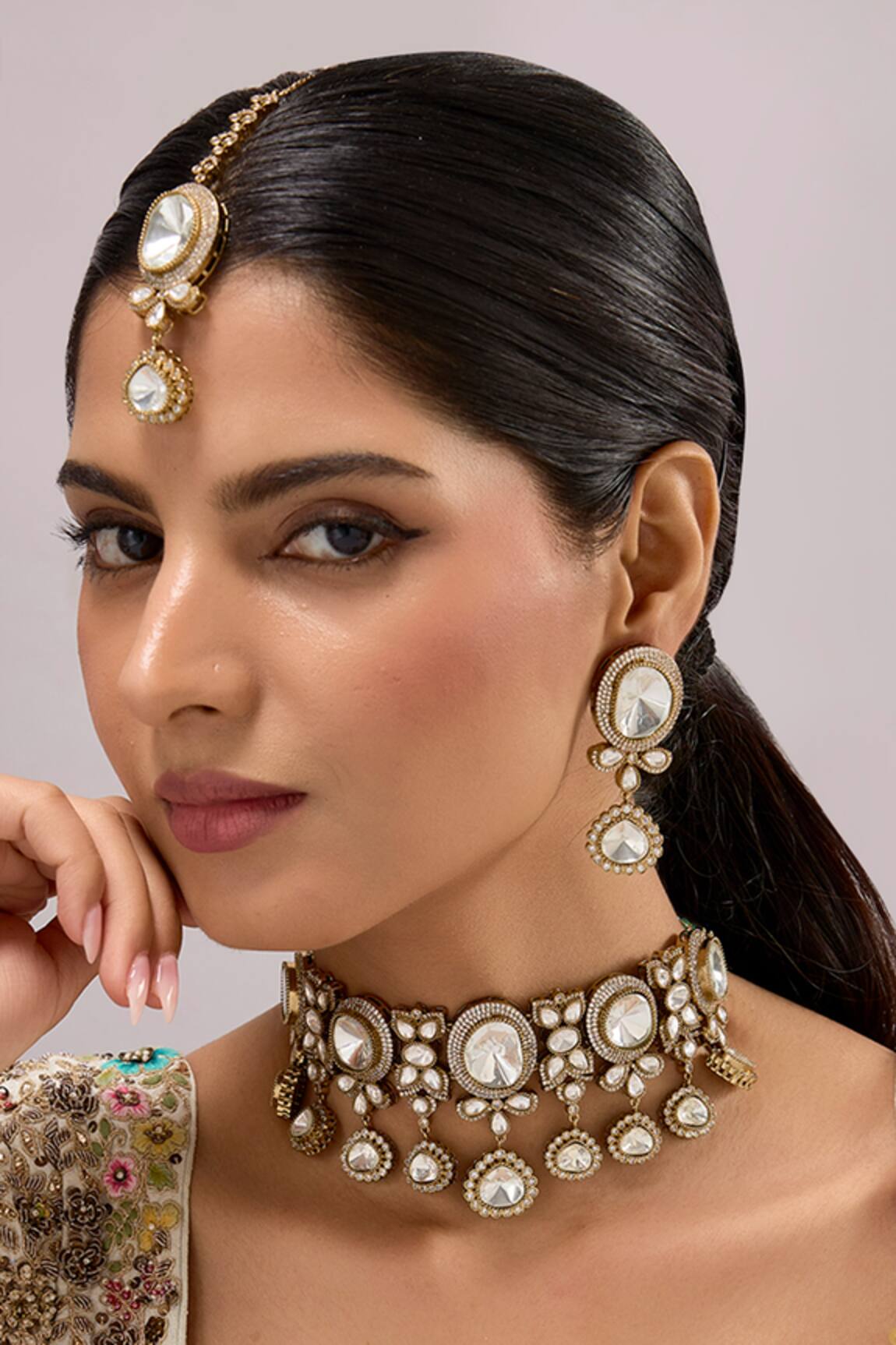 Auraa Trends Kundan Polki Necklace & Earring Set 