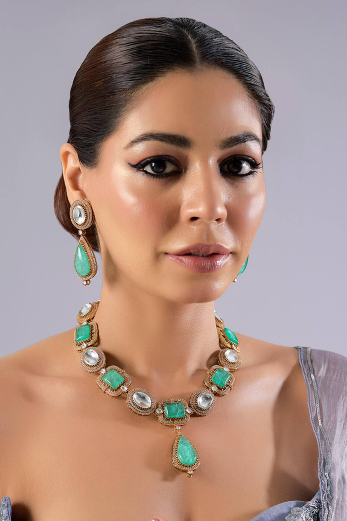 Auraa Trends Kundan Polki & Green Stone Necklace Set 