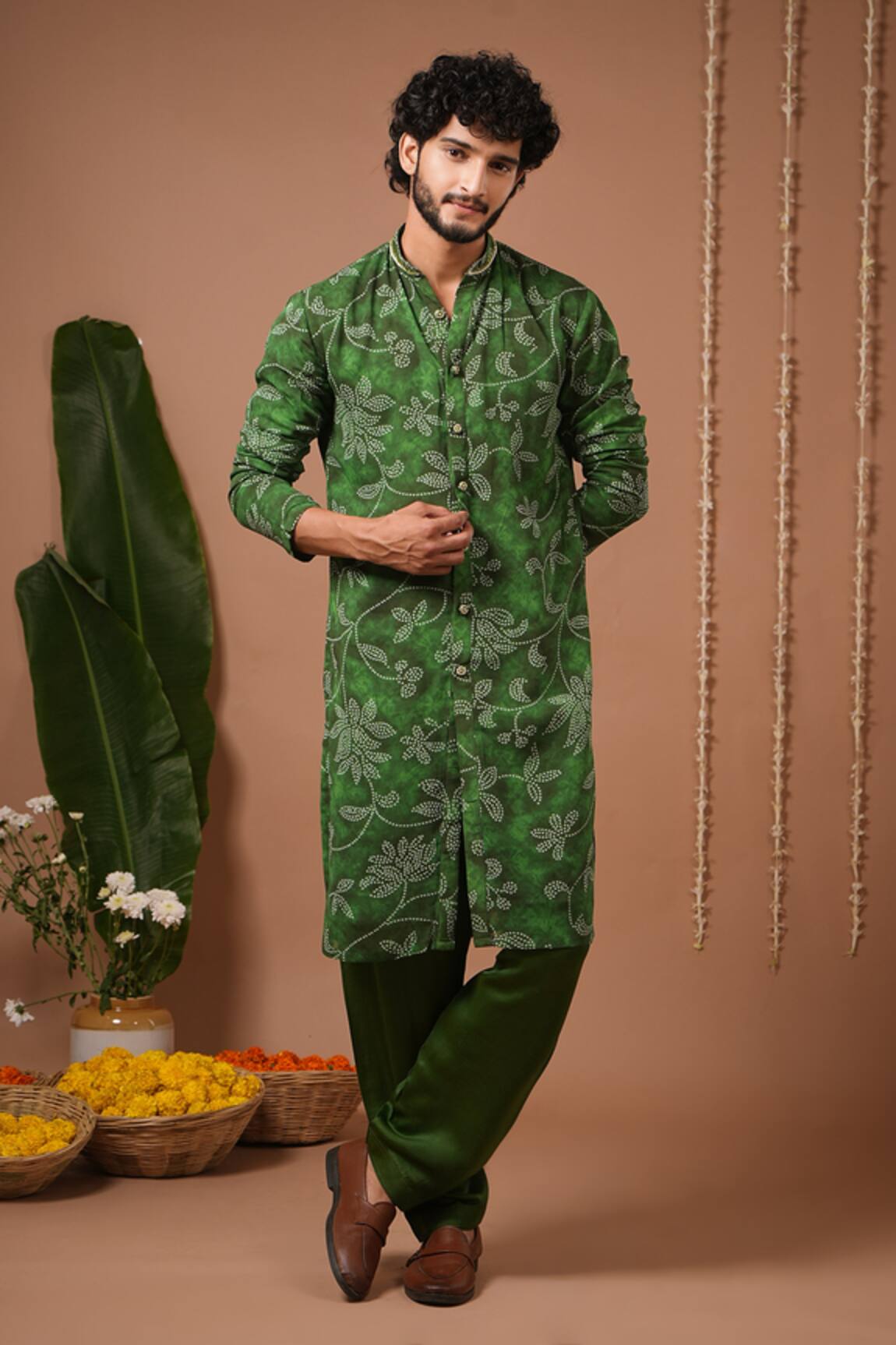 Ahi Clothing Green Bandhani Kurta & Salwar Set 