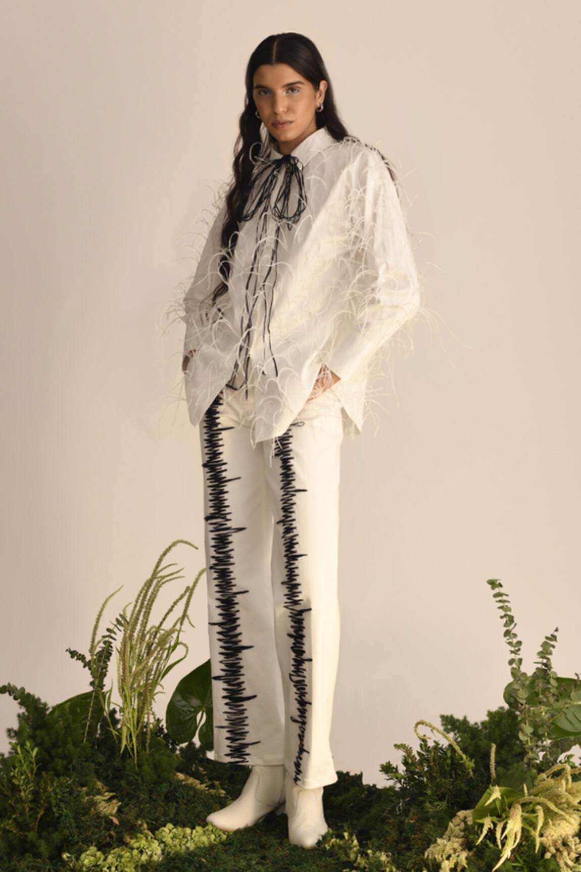 Maison 9002 Fea Bow Tie Shirt & Pant Set