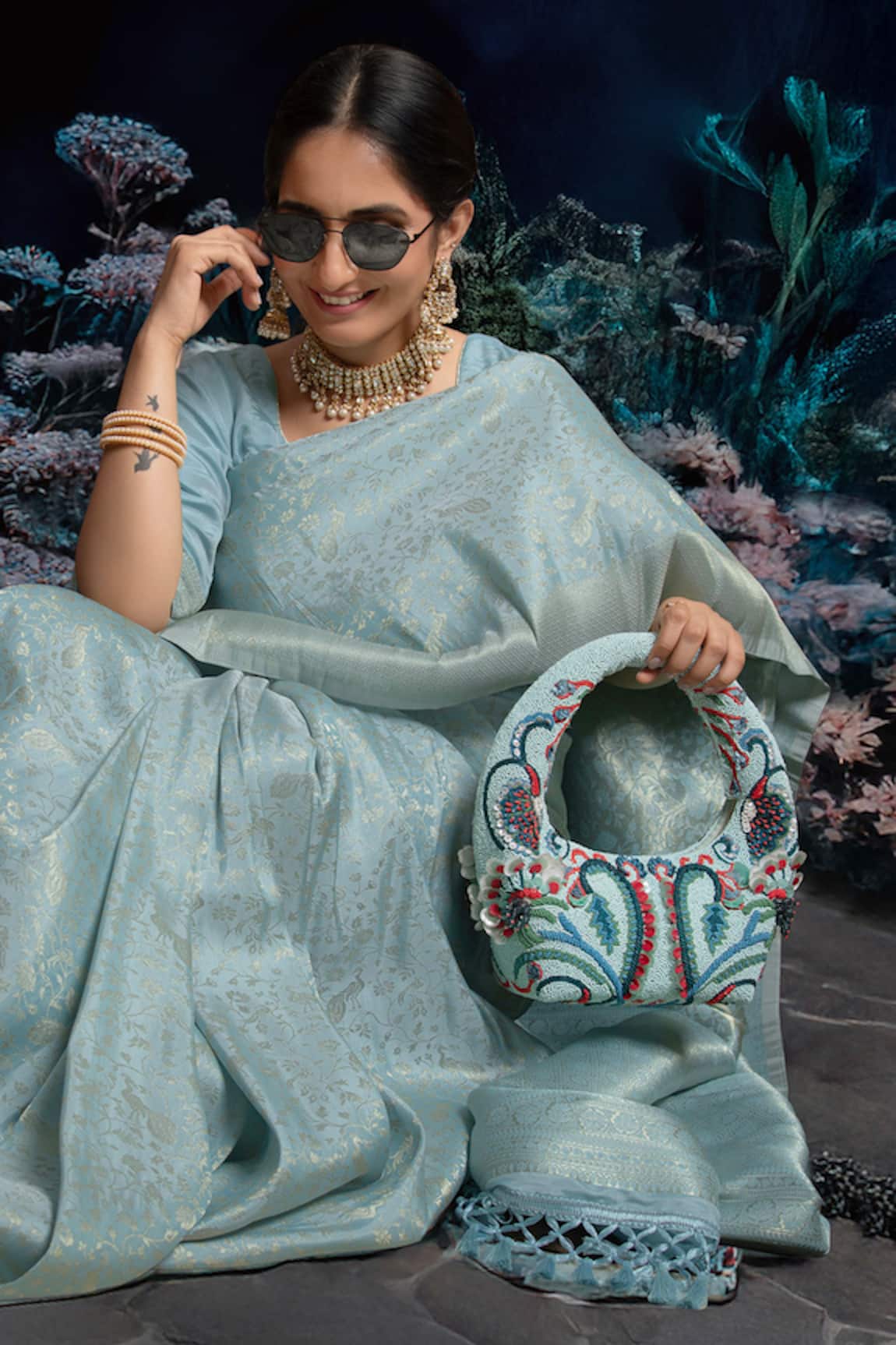 Versuhz Ocean Crest Beaded & Sequin Shoulder Bag