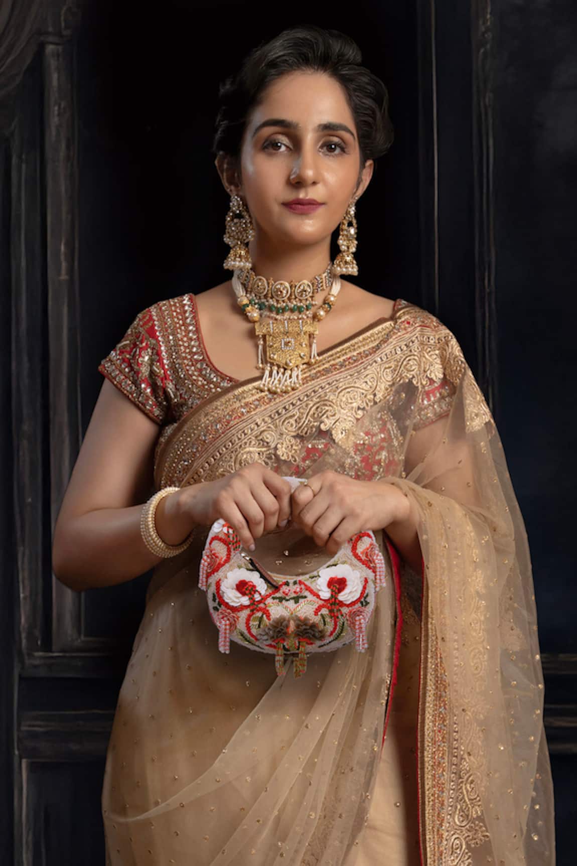 Versuhz Crimson Amour 
Mini  Floral Beaded Mini Handbag 