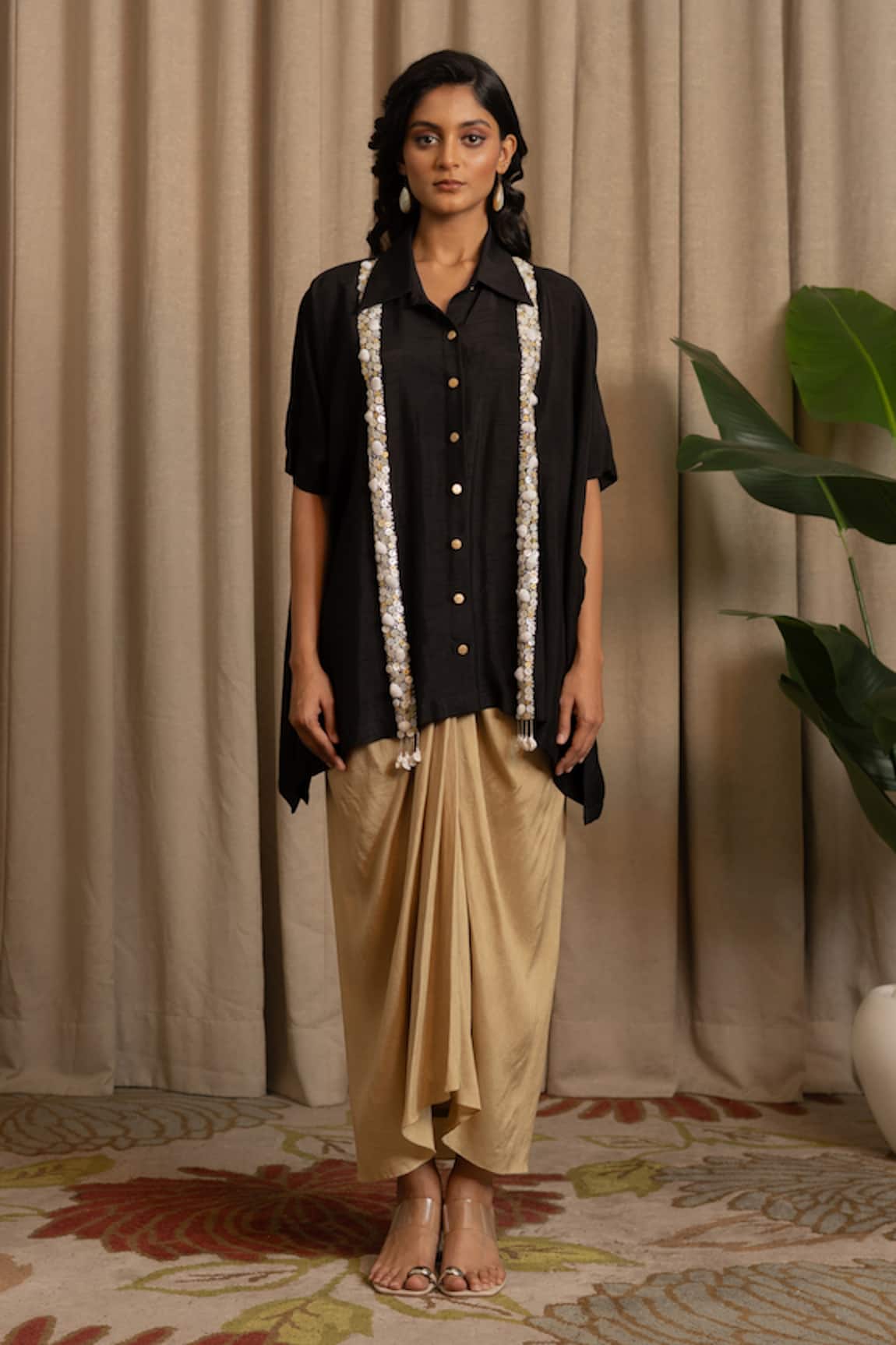 Vanshika Agarwal Label Tressa Embellished Kaftan & Dhoti Skirt Set 