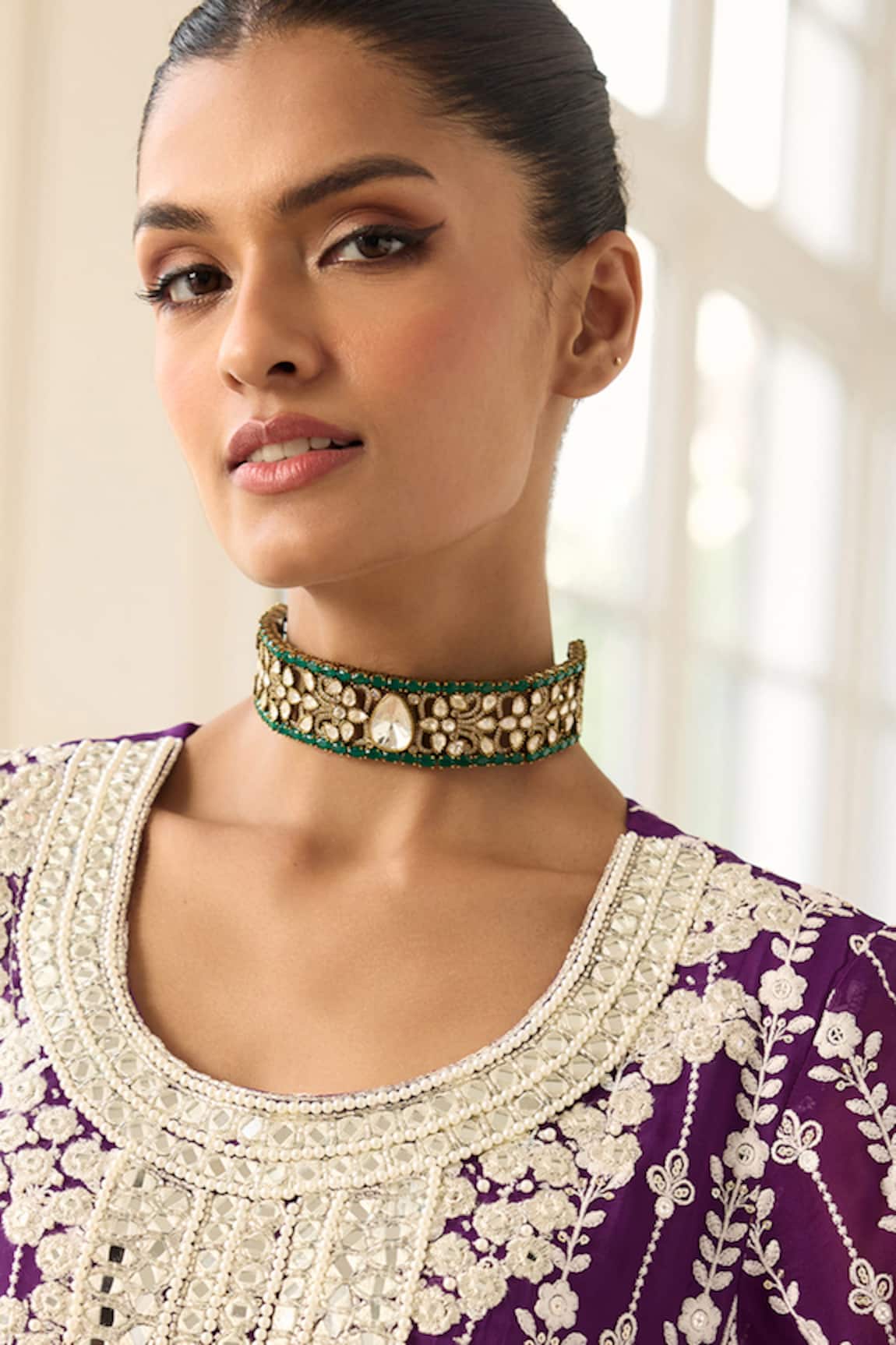 Amaara Jewels Naqsh Emerald Embellished Choker Set