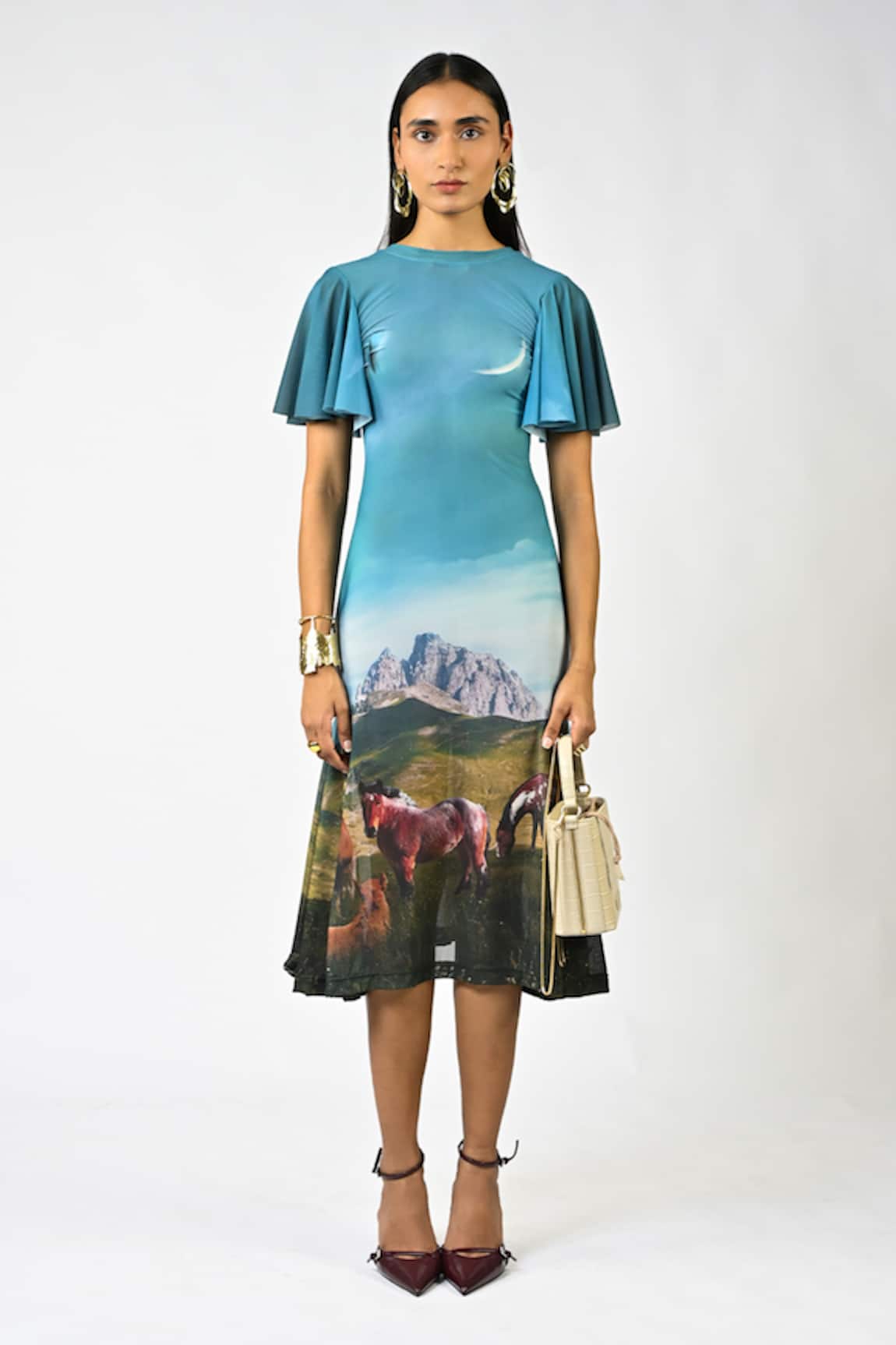 Huemn Sculpted Horse Grazing Landscaped Print Dress