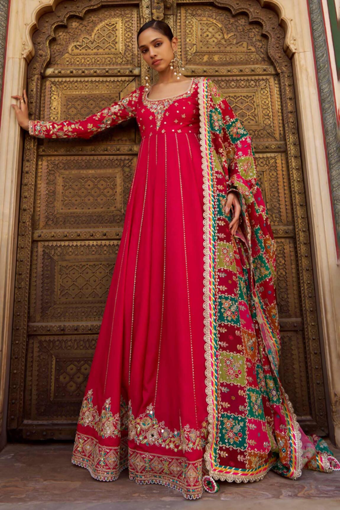 Lashkaraa Embroidered Viscose Silk Anarkali Set 