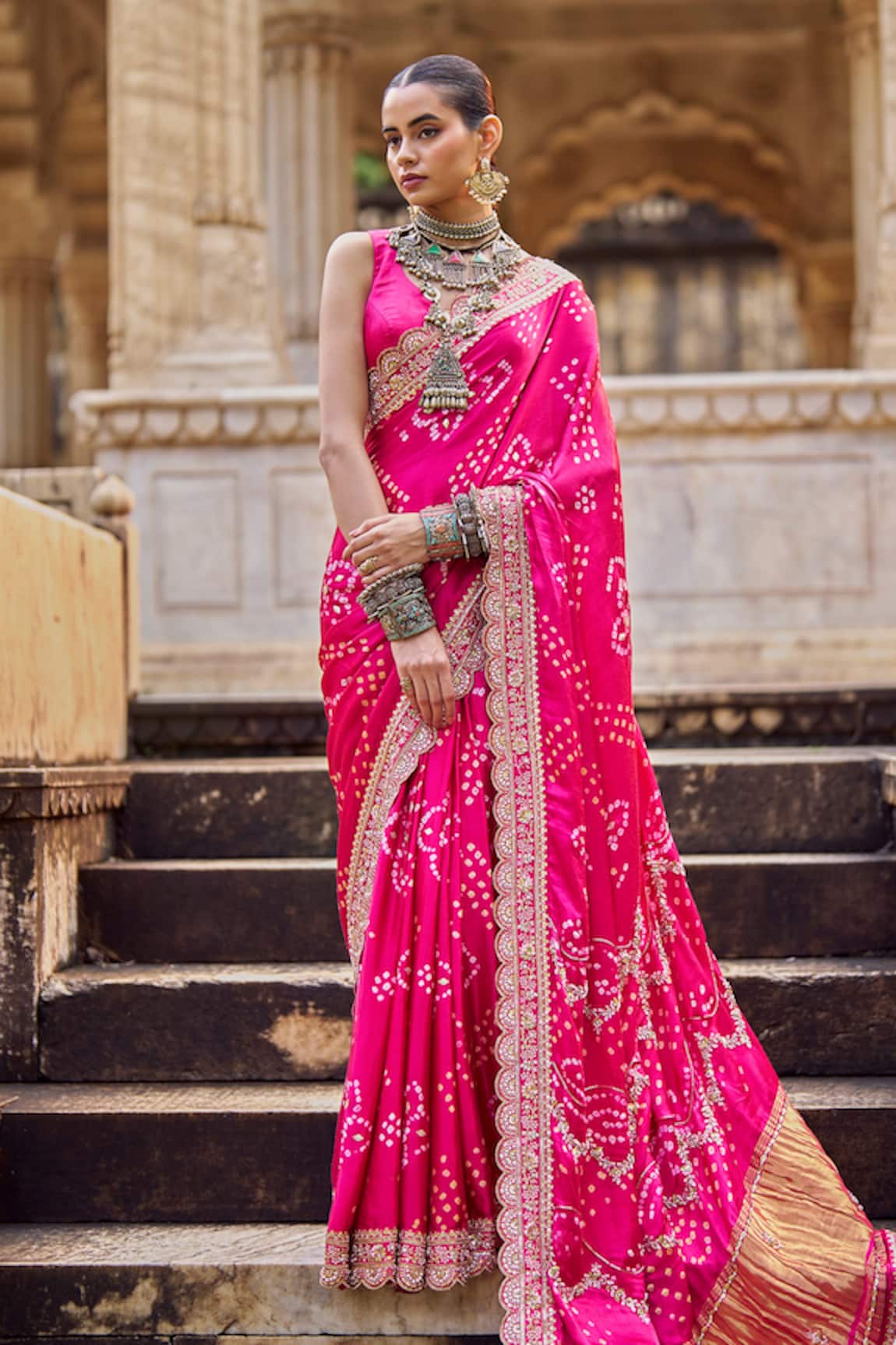 Lashkaraa Embroidered Bandhani Pre-Draped Saree & Blouse 