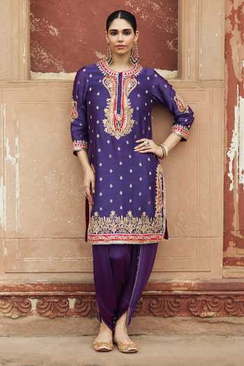 Sheetal Batra Fahmida Kashmiri Tilla Kurta With Dhoti Pant 