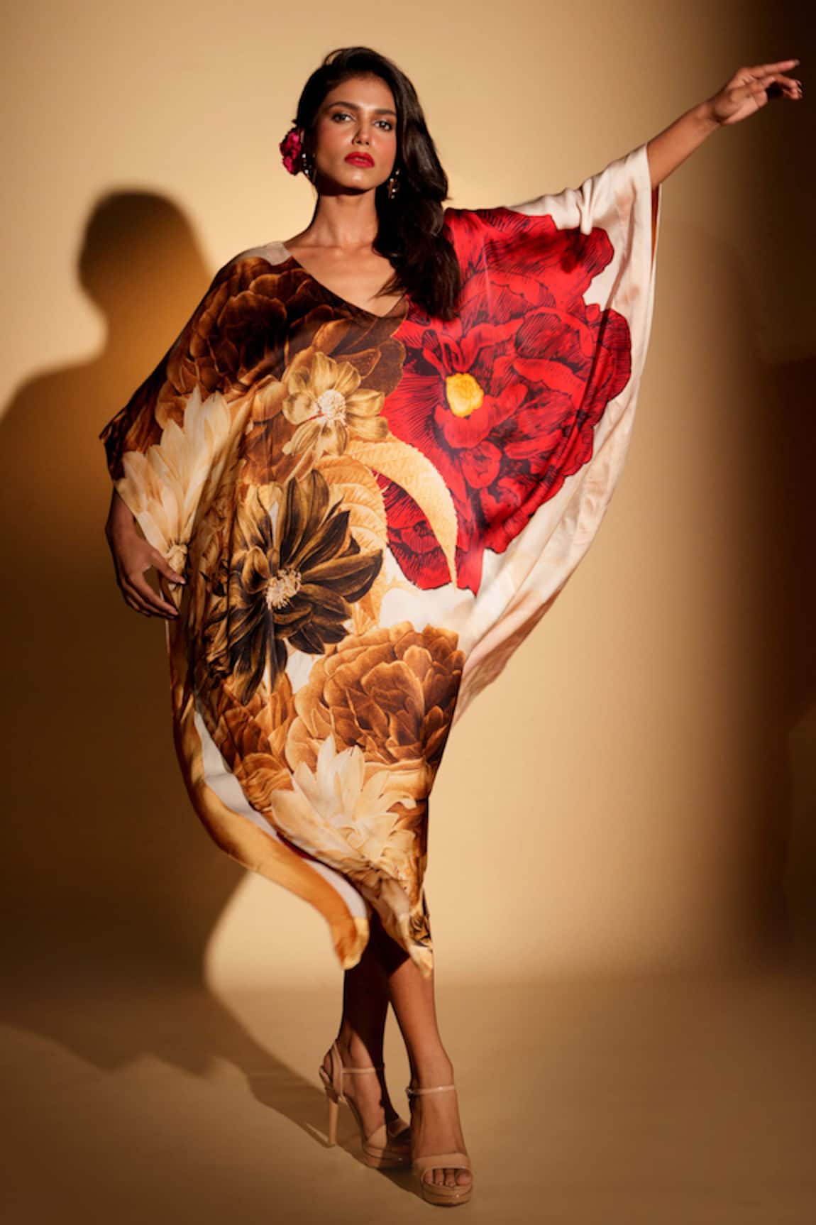 ISADAA BY ROTNA DUTT Digital Printed Kaftan With Satin Border 