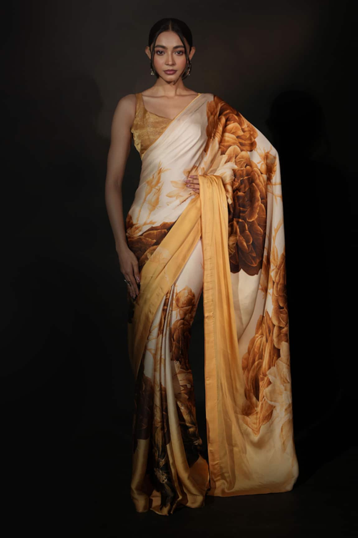 ISADAA BY ROTNA DUTT Digital Printed Floral Saree With Satin Border 