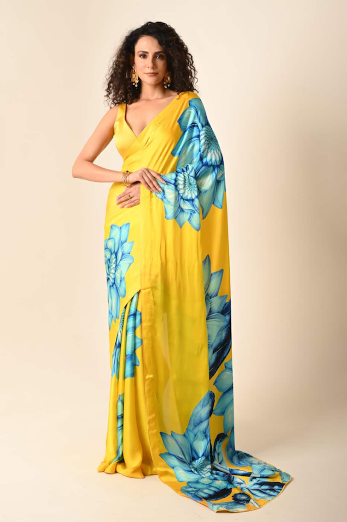 ISADAA BY ROTNA DUTT Digital Floral Printed Saree With Satin Border