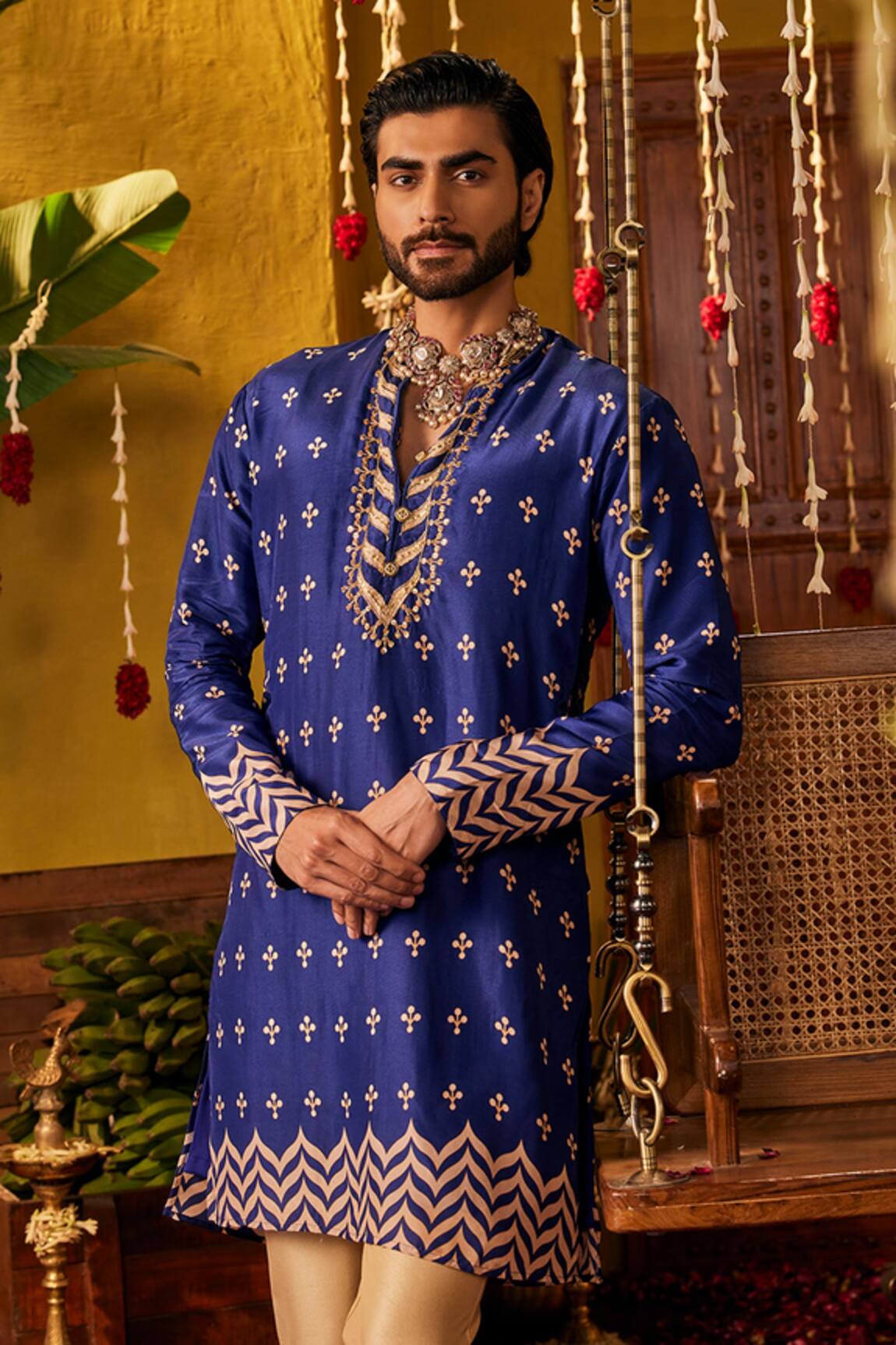 The Royaleum Tej Geometric & Motif Embroidered Kurta 