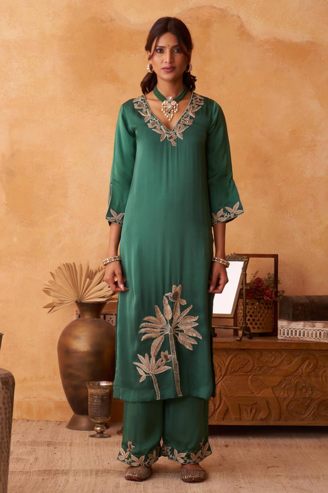 Neitri Mayuri Emerald Hand & Machine Embroidered Kurta & Pant 