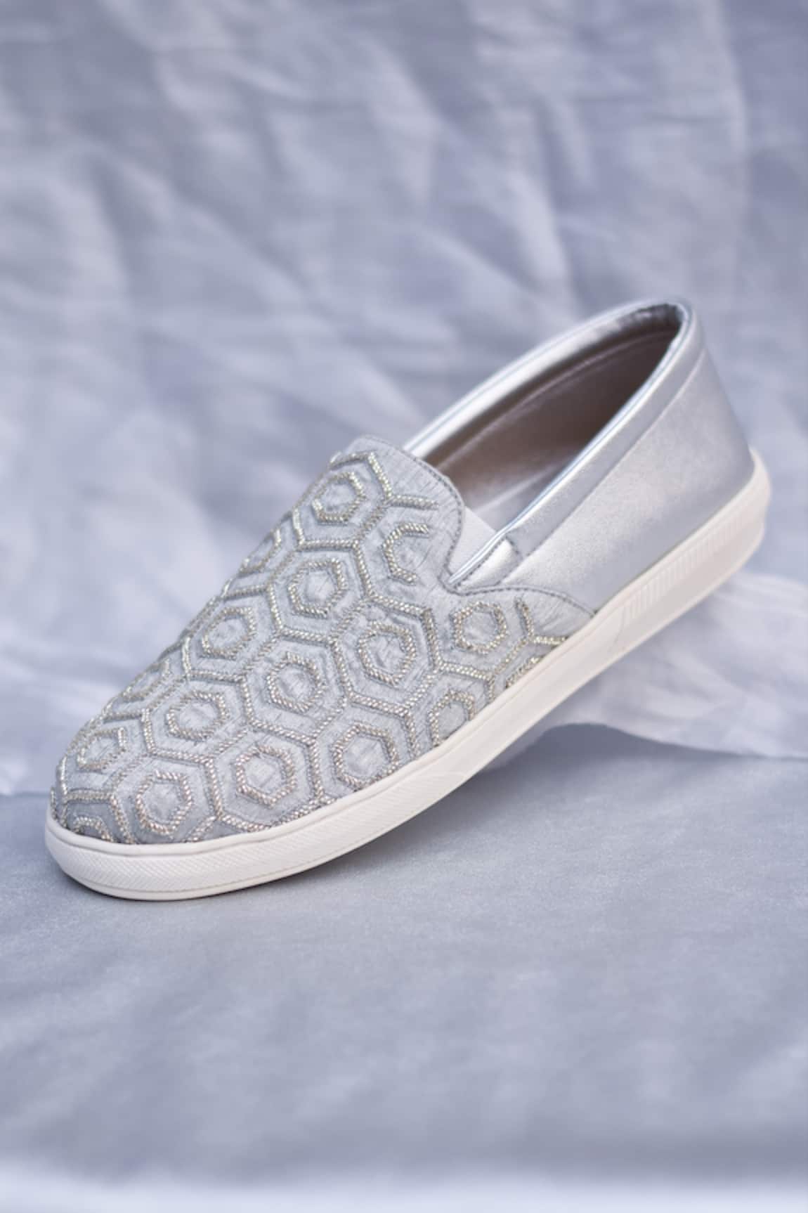 Around Always Rio Hexagon Maze Slip-on Shoes