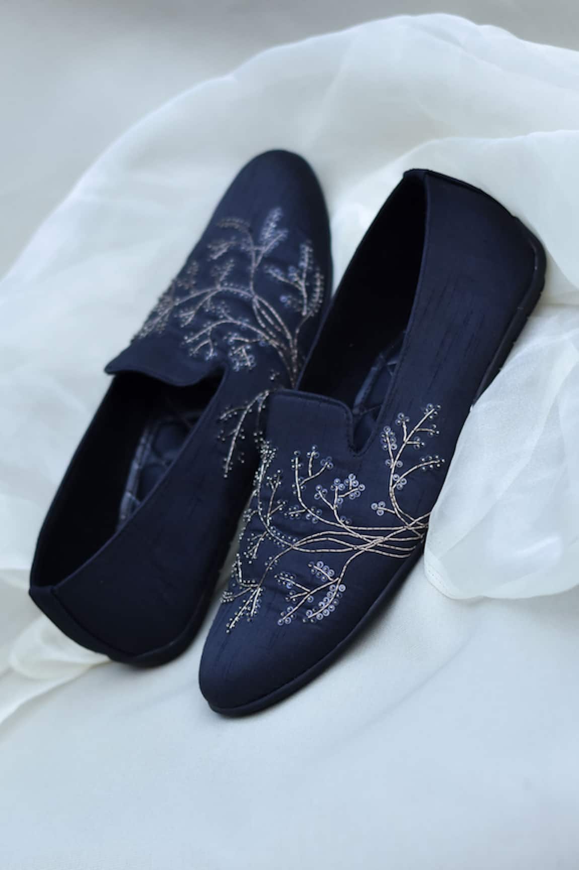 Around Always Yug Embroidered Slip-on Loafers