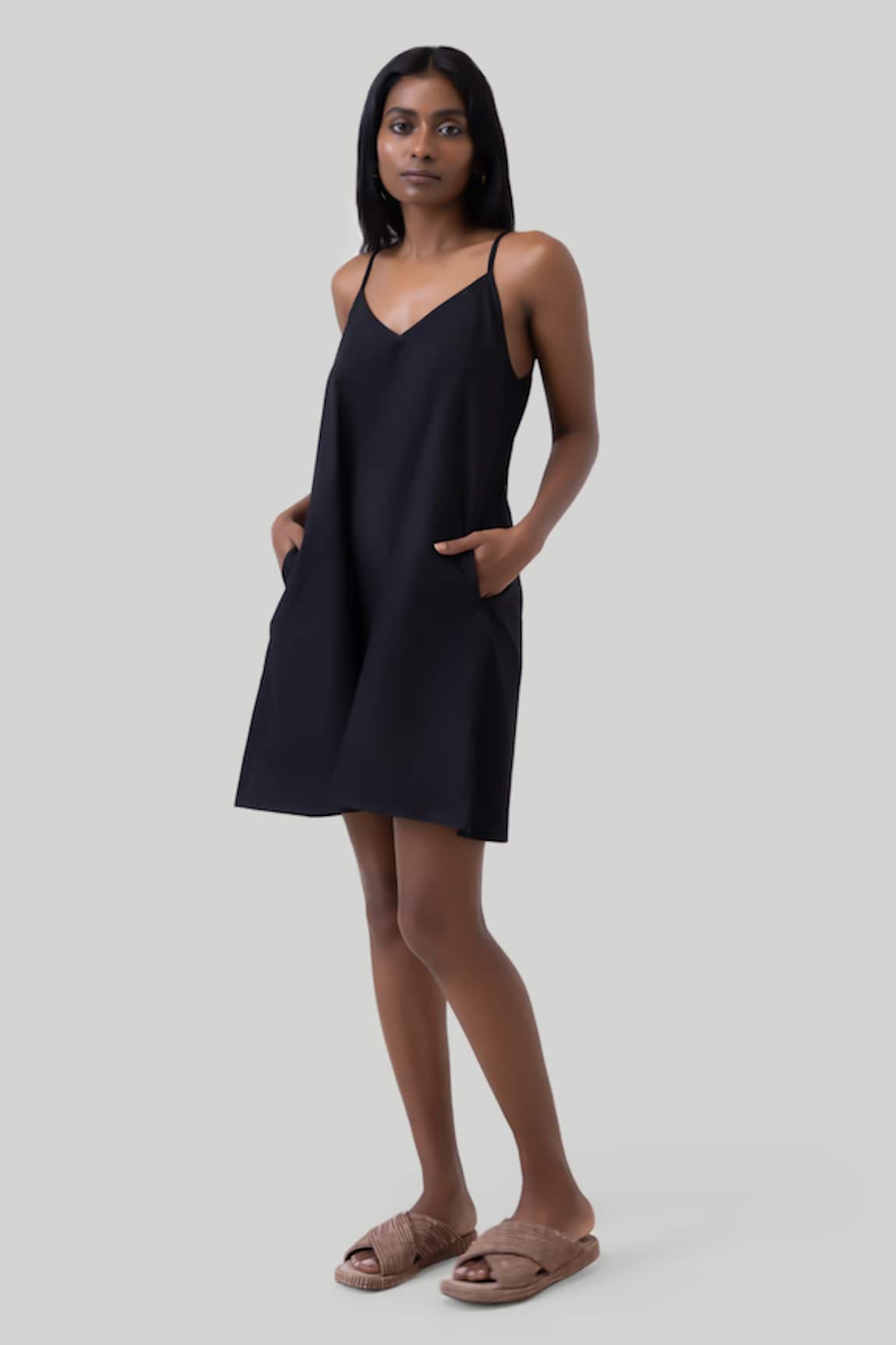 Reistor Tent V Neck Dress 