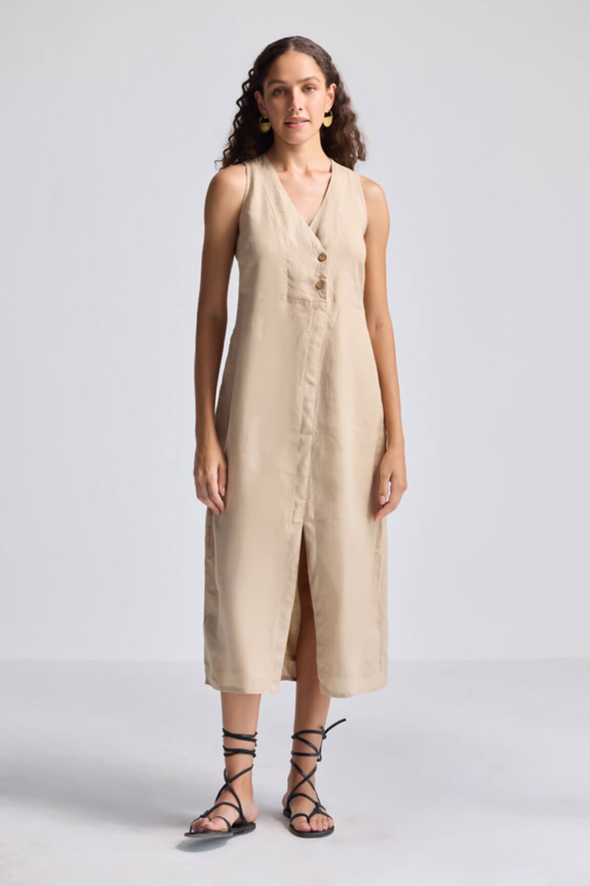 Reistor V-Neck Sleeveless Button-Front Dress