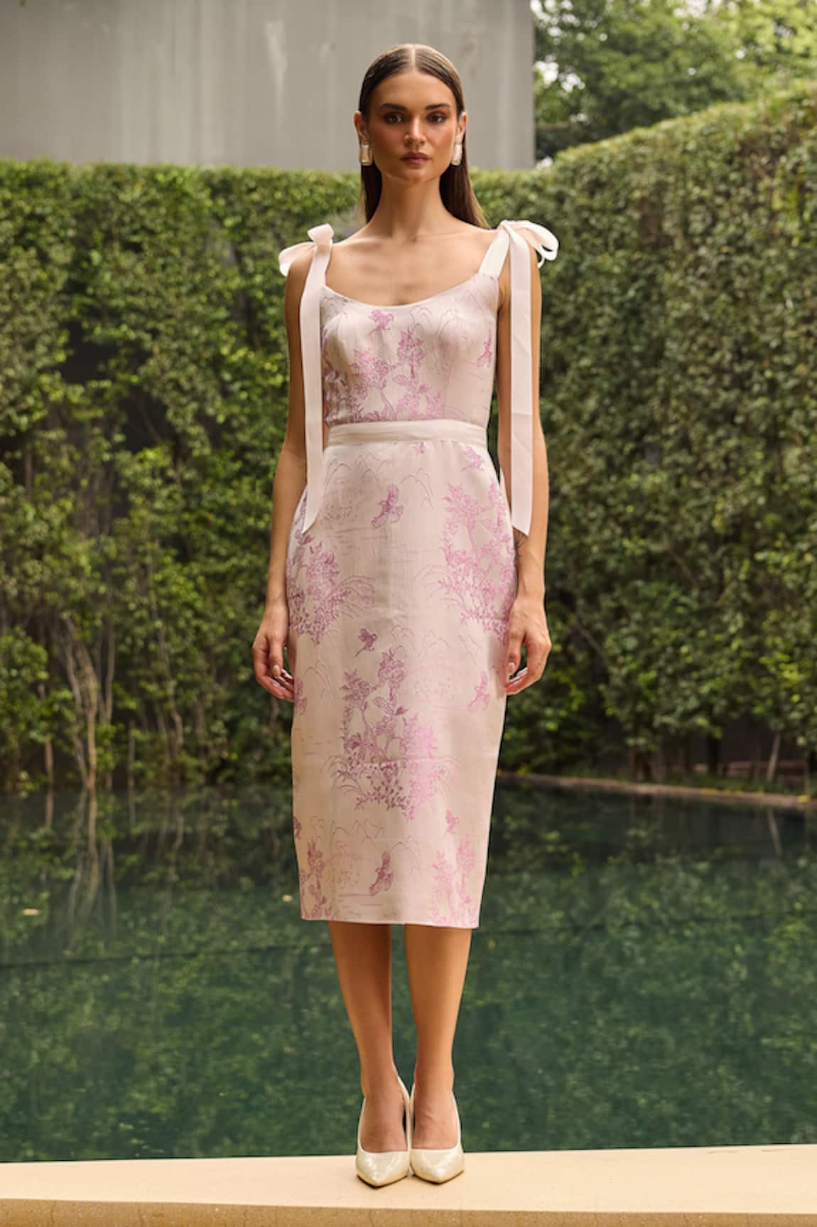 Therealb Jacquard Floral Midi Dress With Tie-Up Straps 
